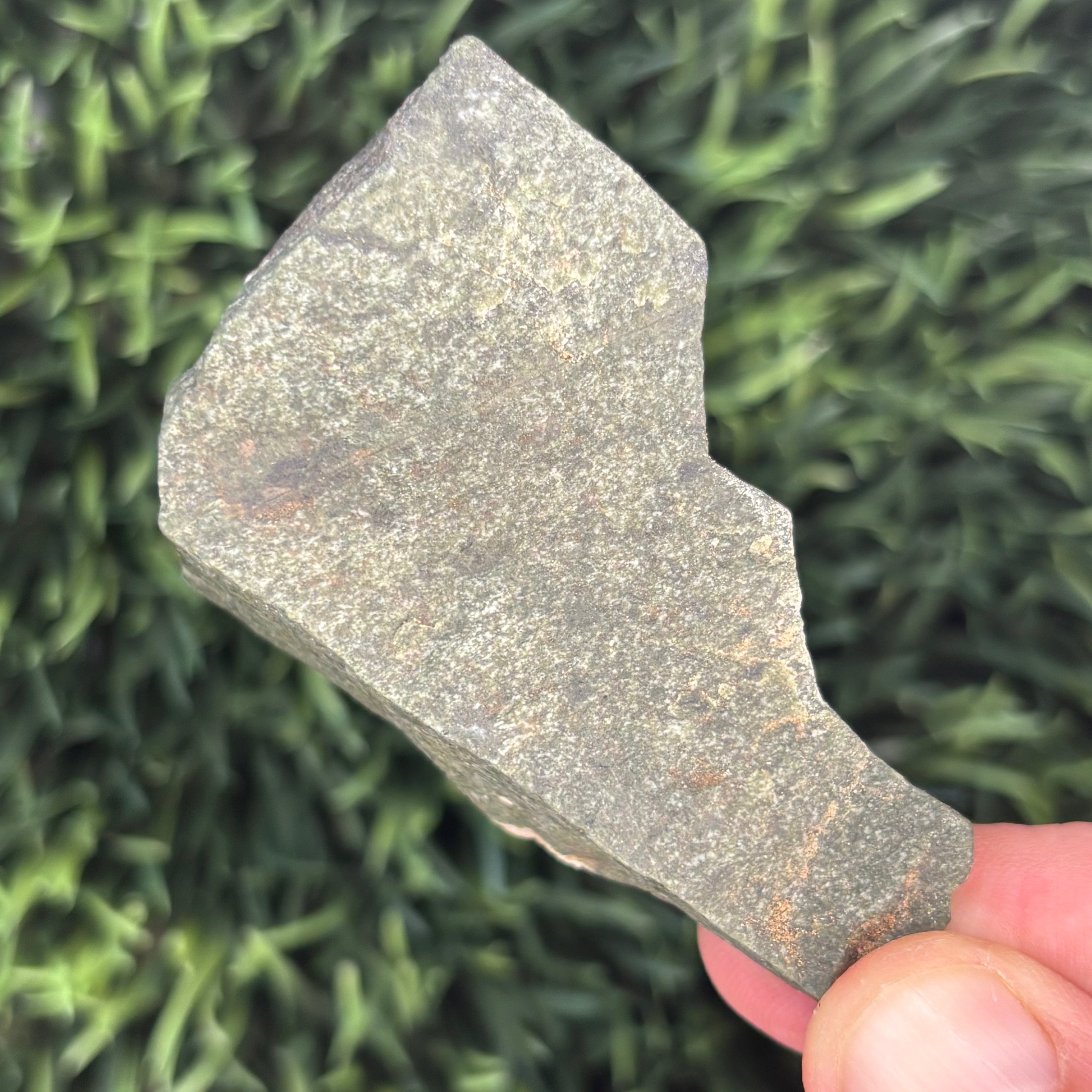 Eudialyte - 019