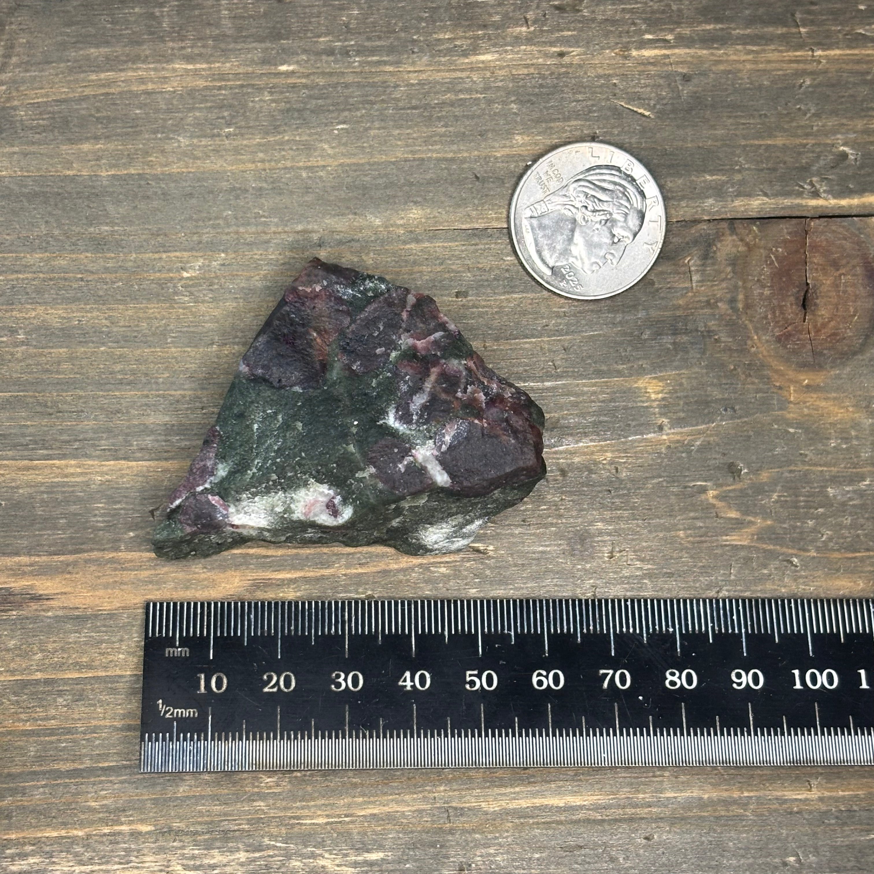 Eudialyte - 022