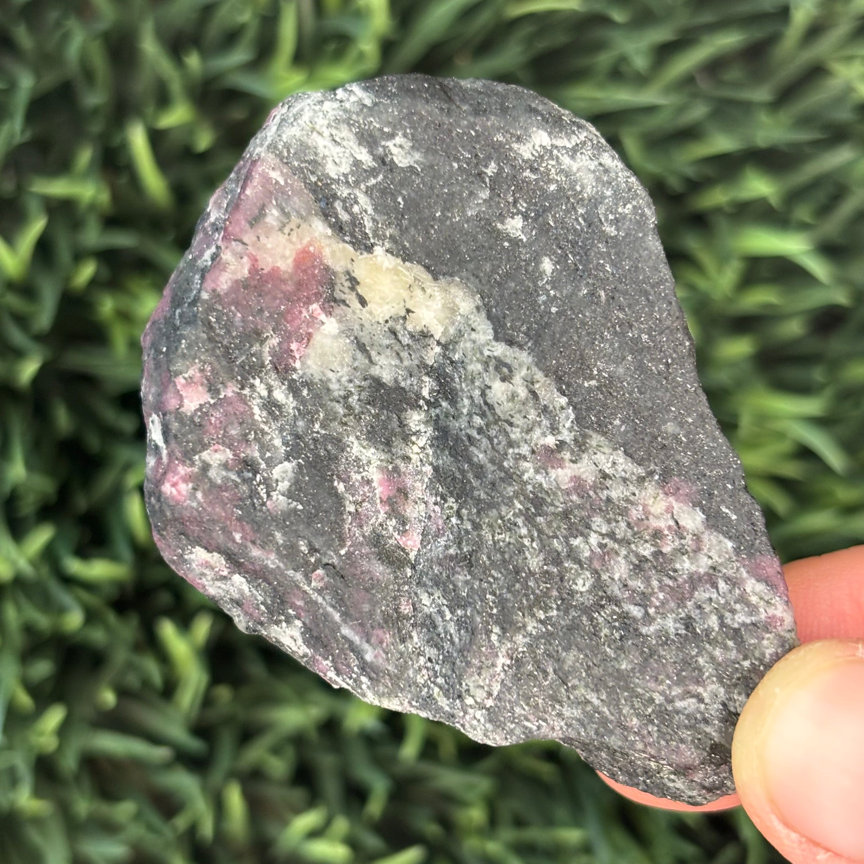 Eudialyte - 024