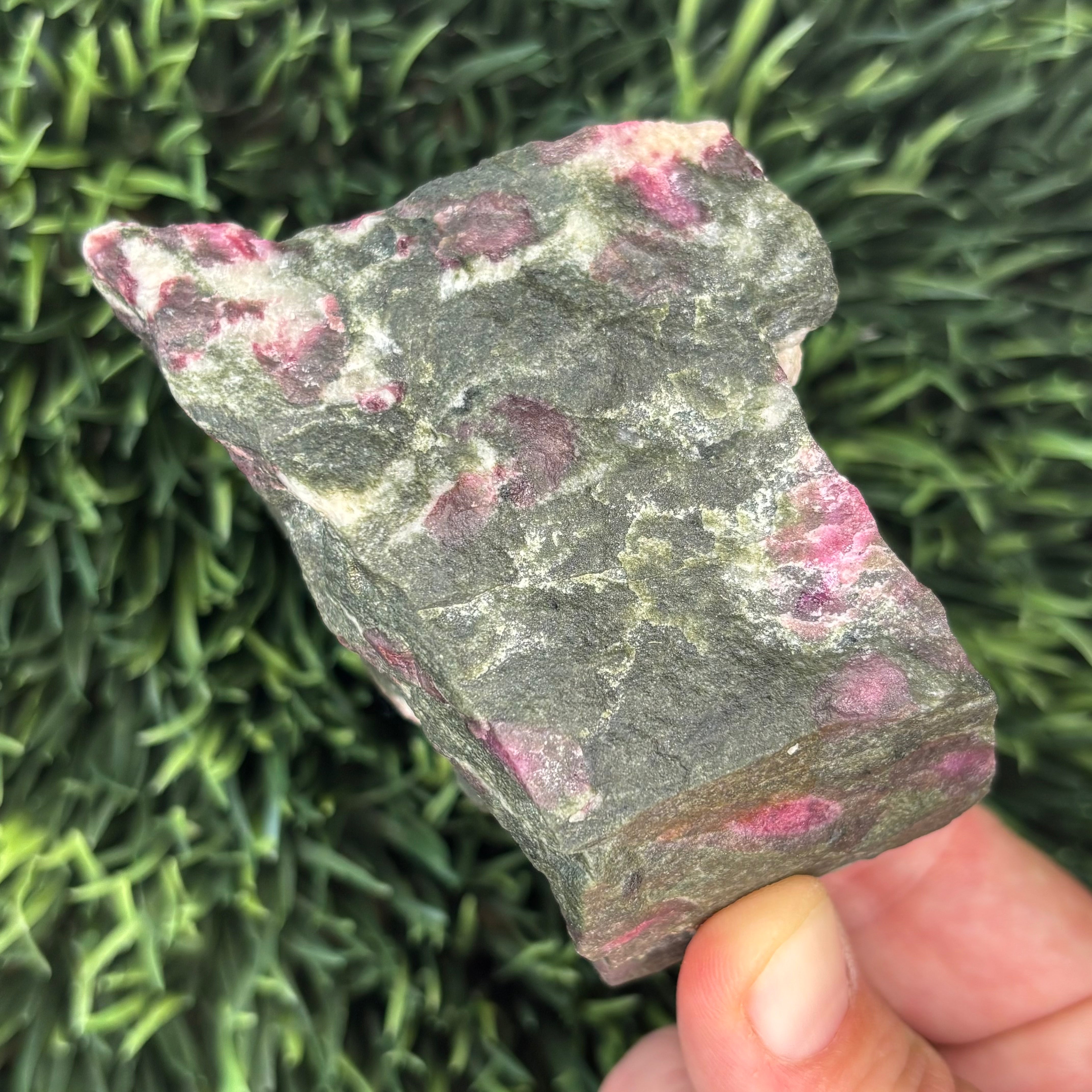Eudialyte - 028