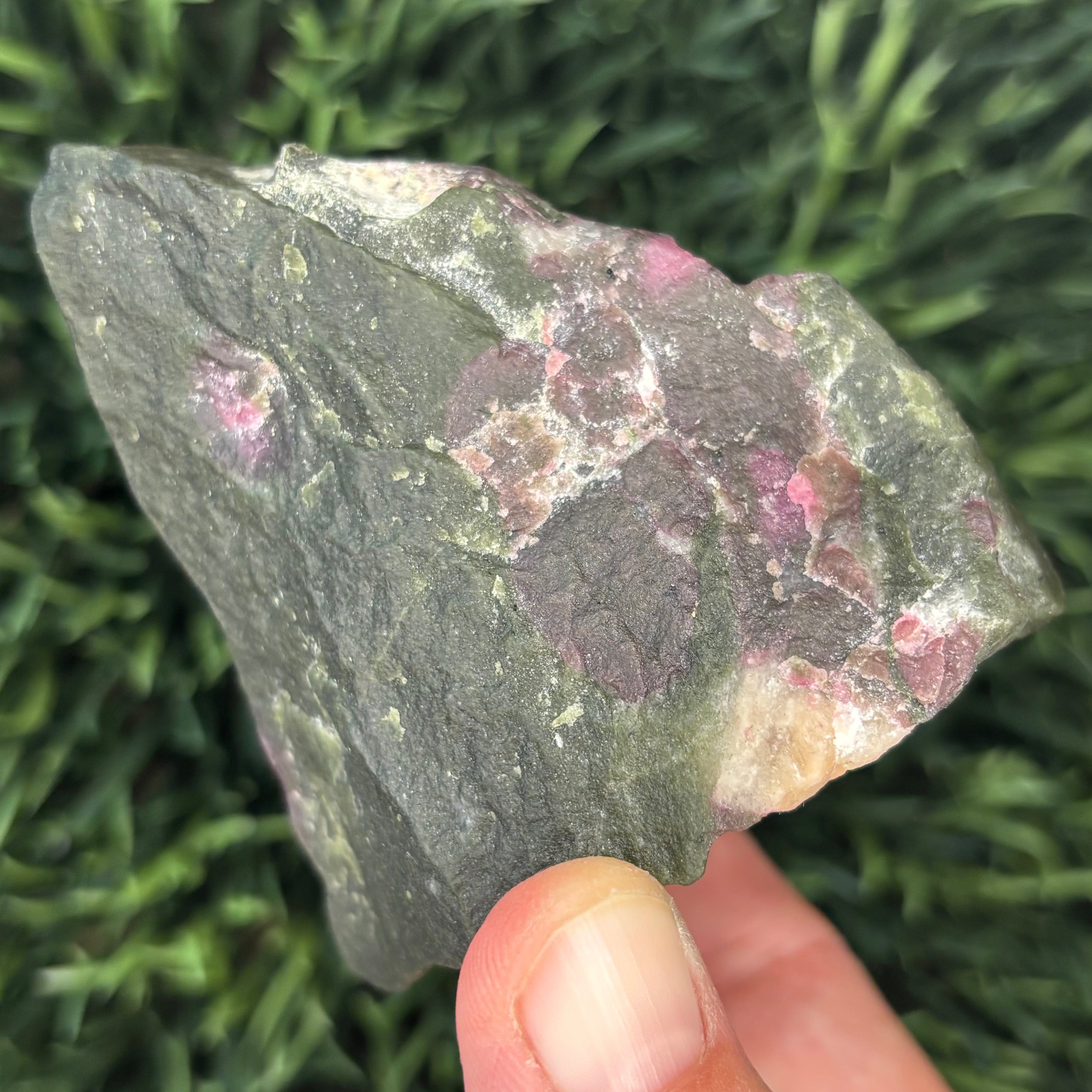Eudialyte - 029