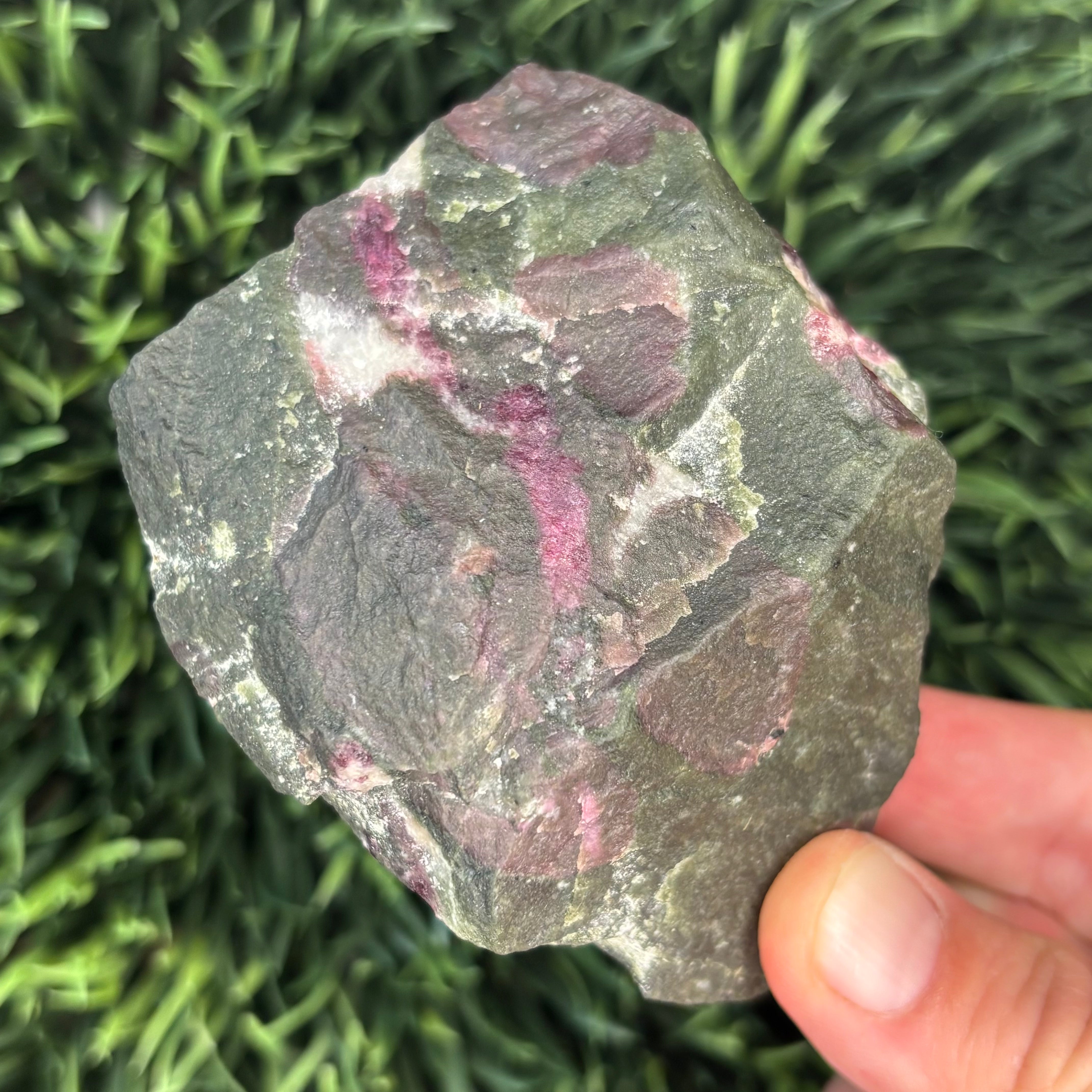 Eudialyte - 030