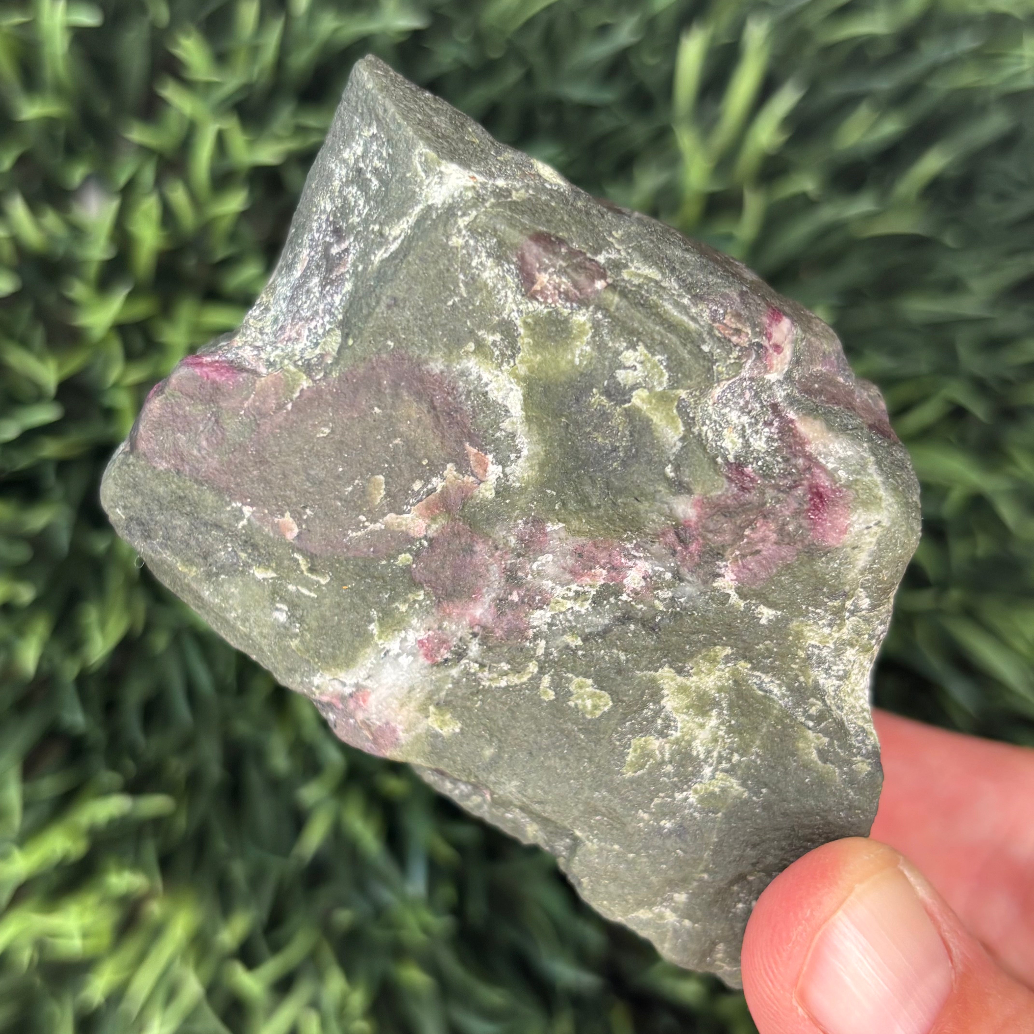 Eudialyte - 030