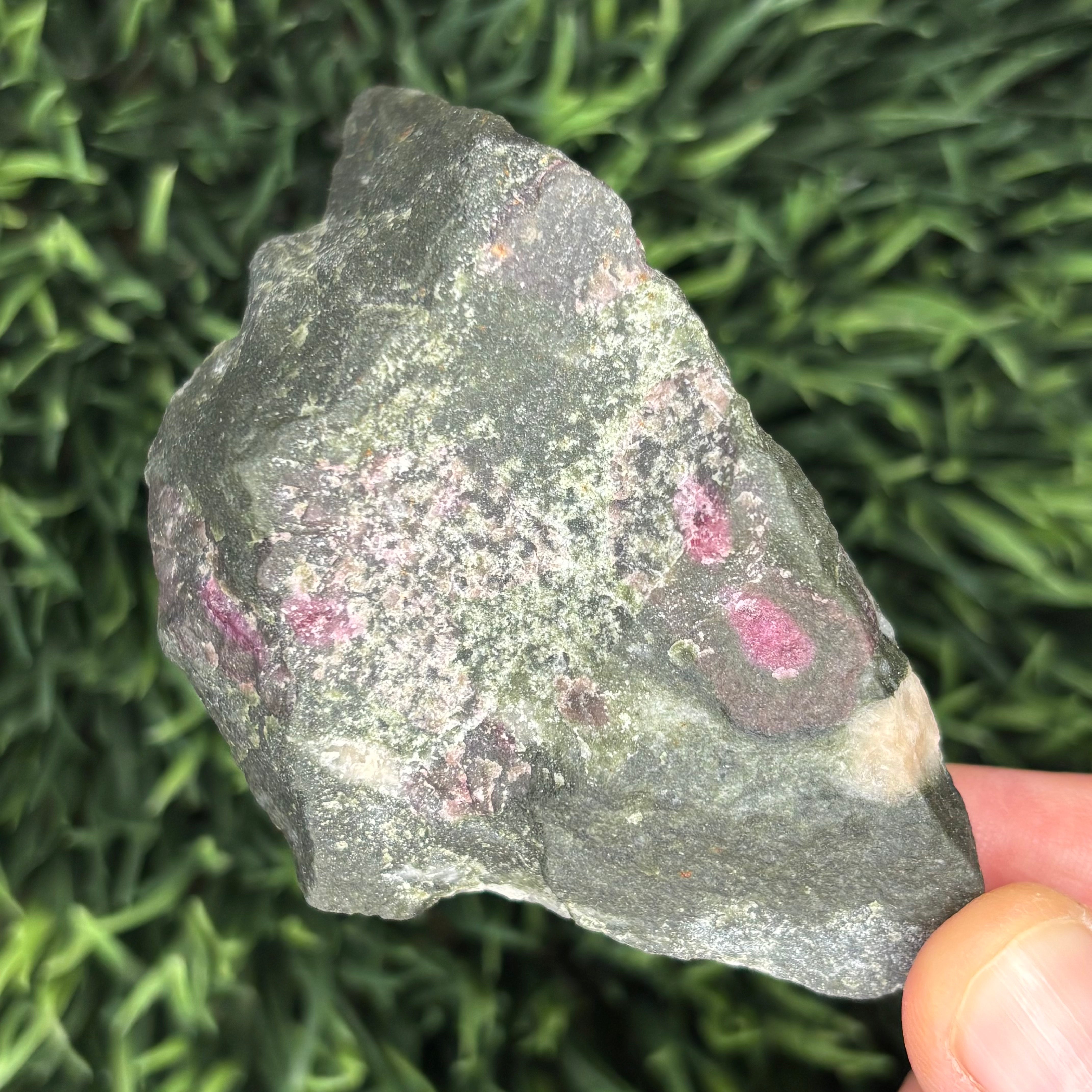 Eudialyte - 009