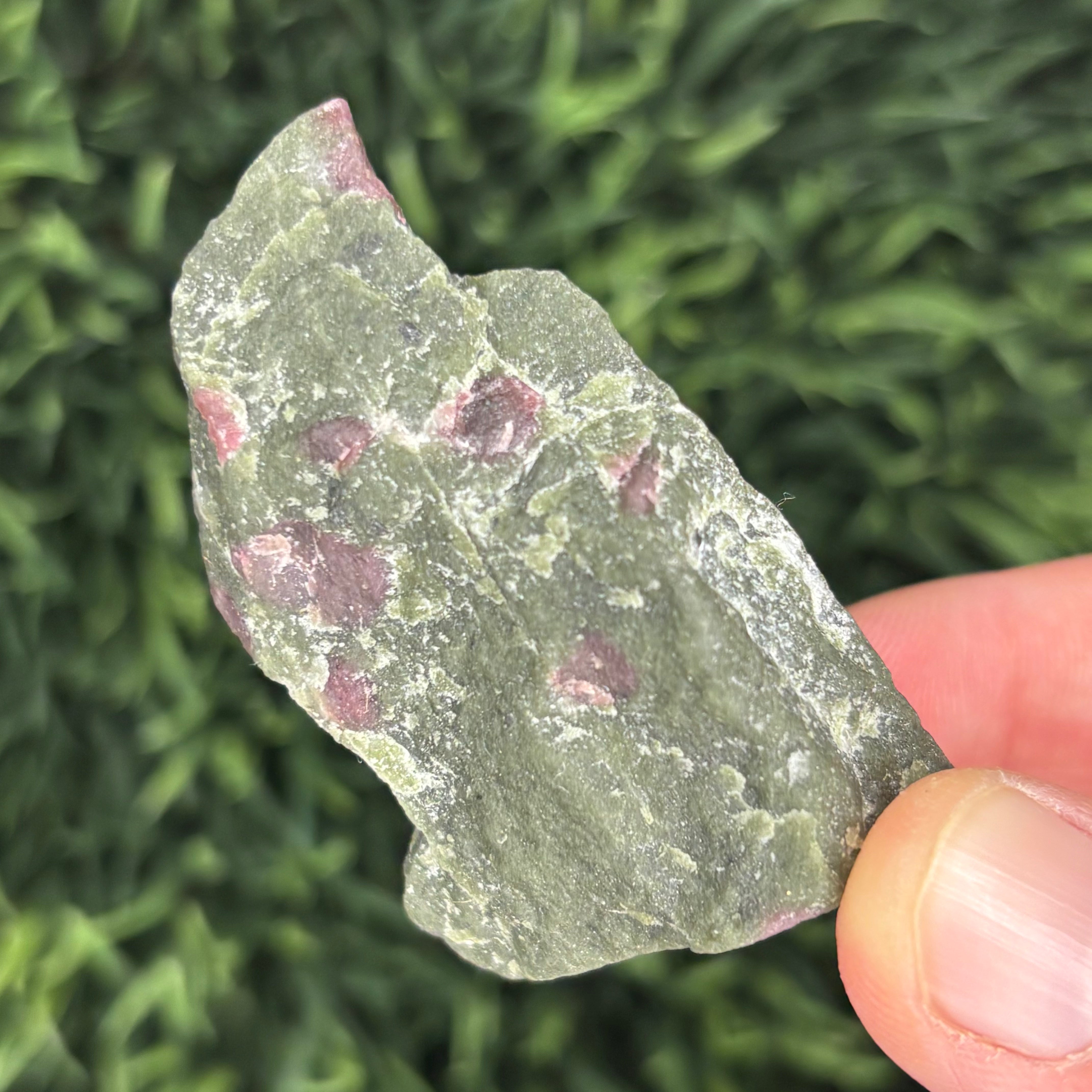 Eudialyte - 010
