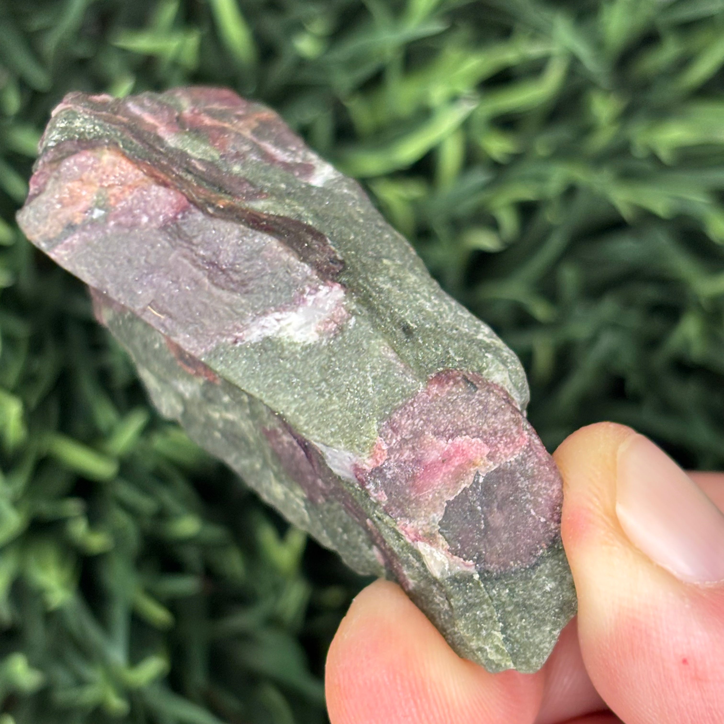 Eudialyte - 022