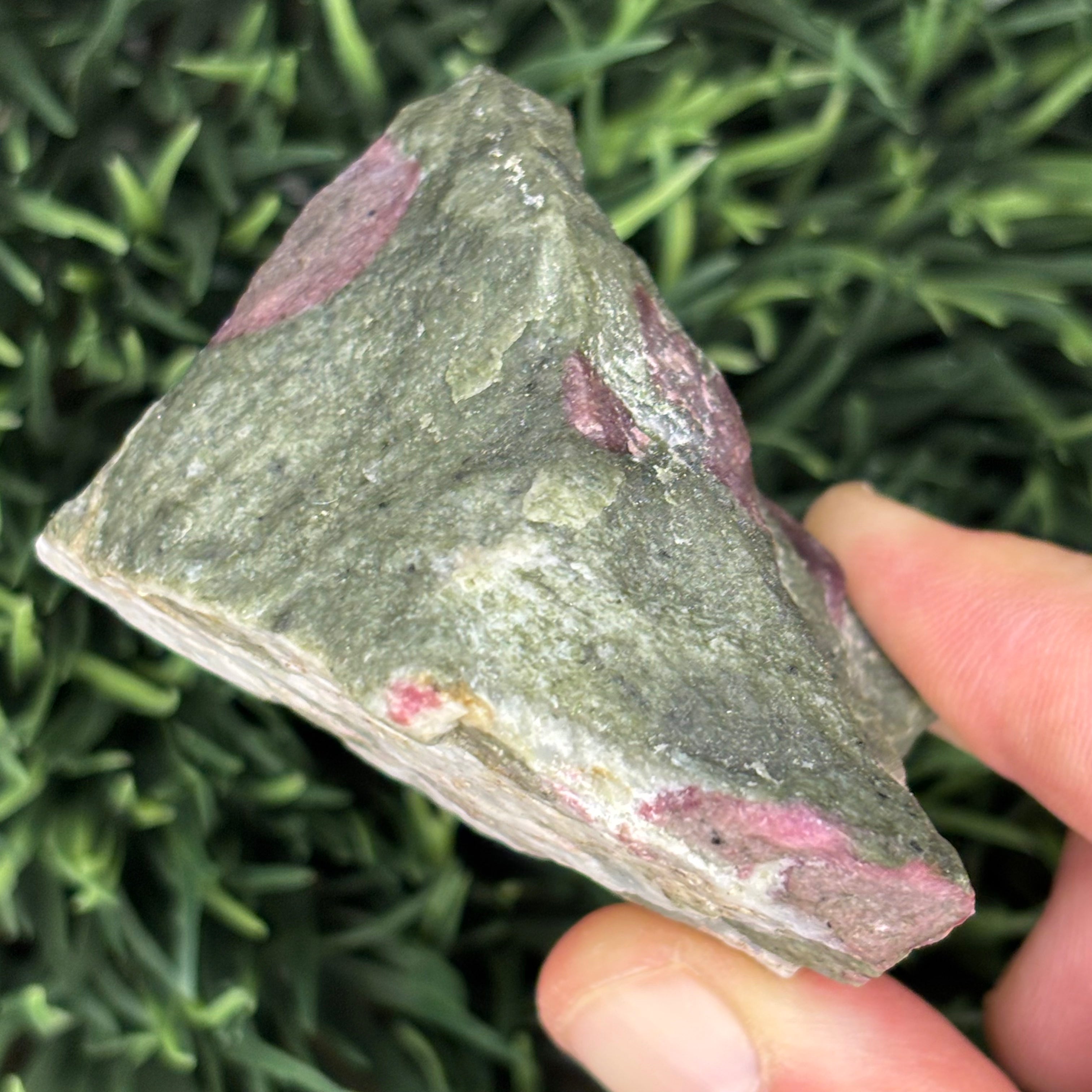Eudialyte - 023