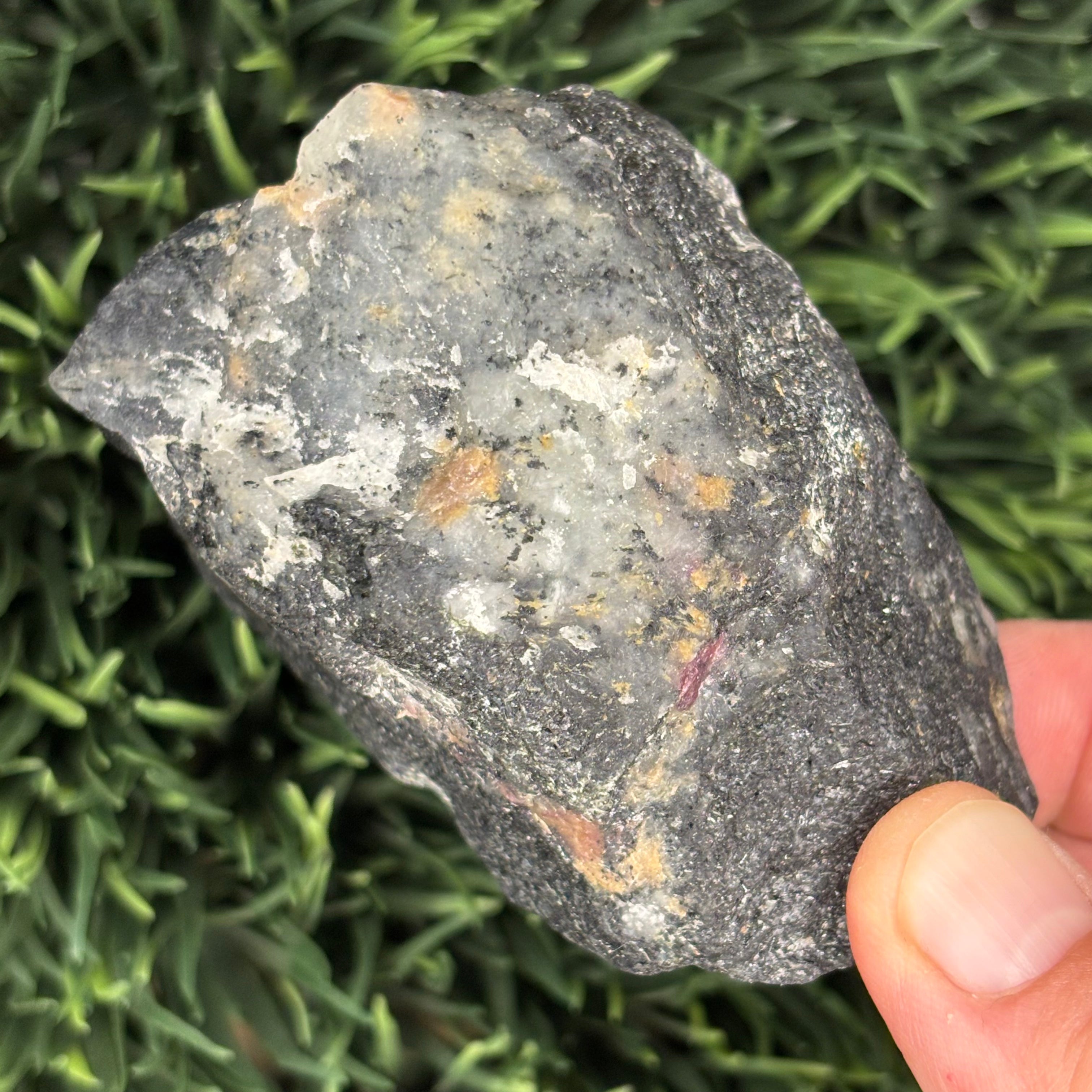 Eudialyte - 027