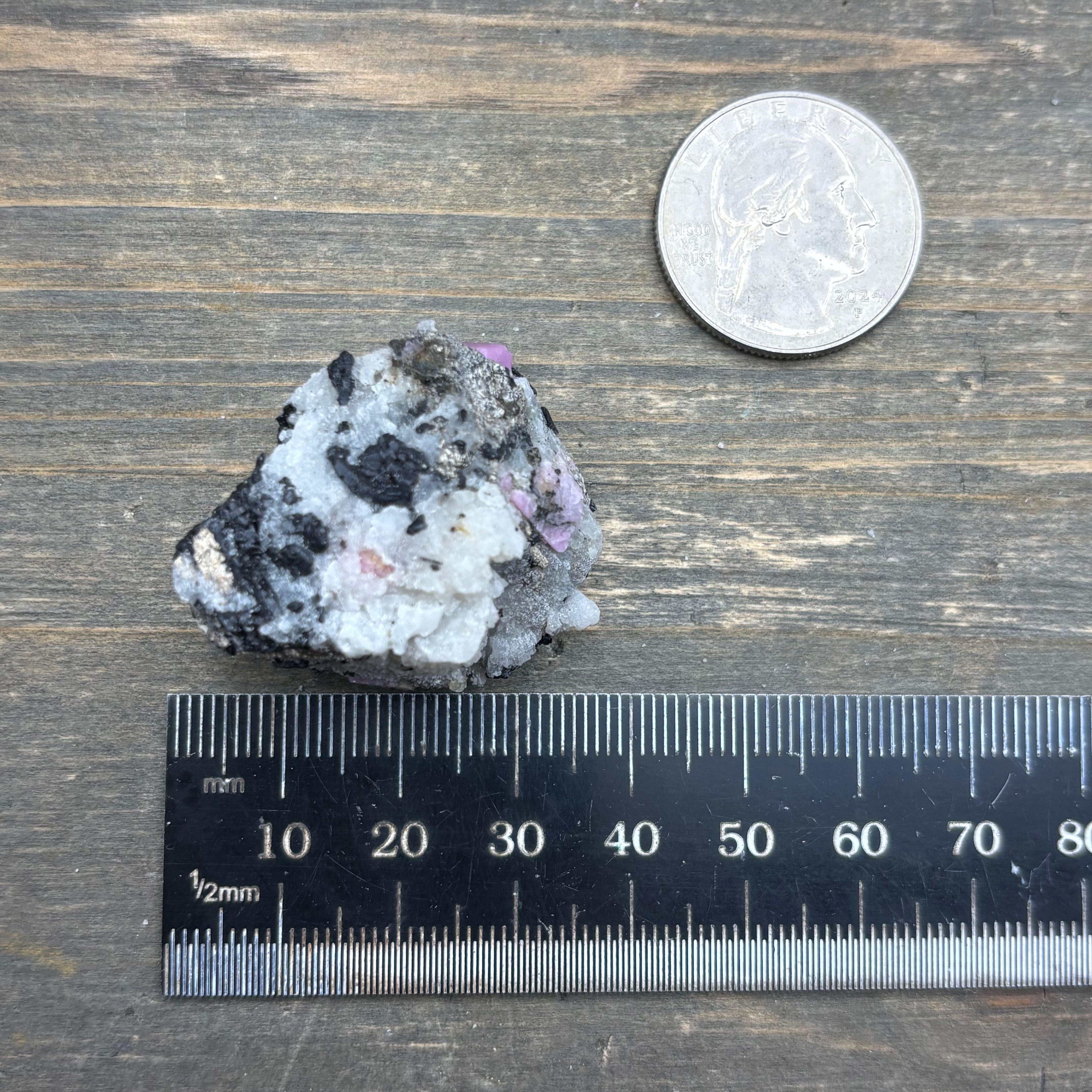 Rare Fluorescent Spinel - 057