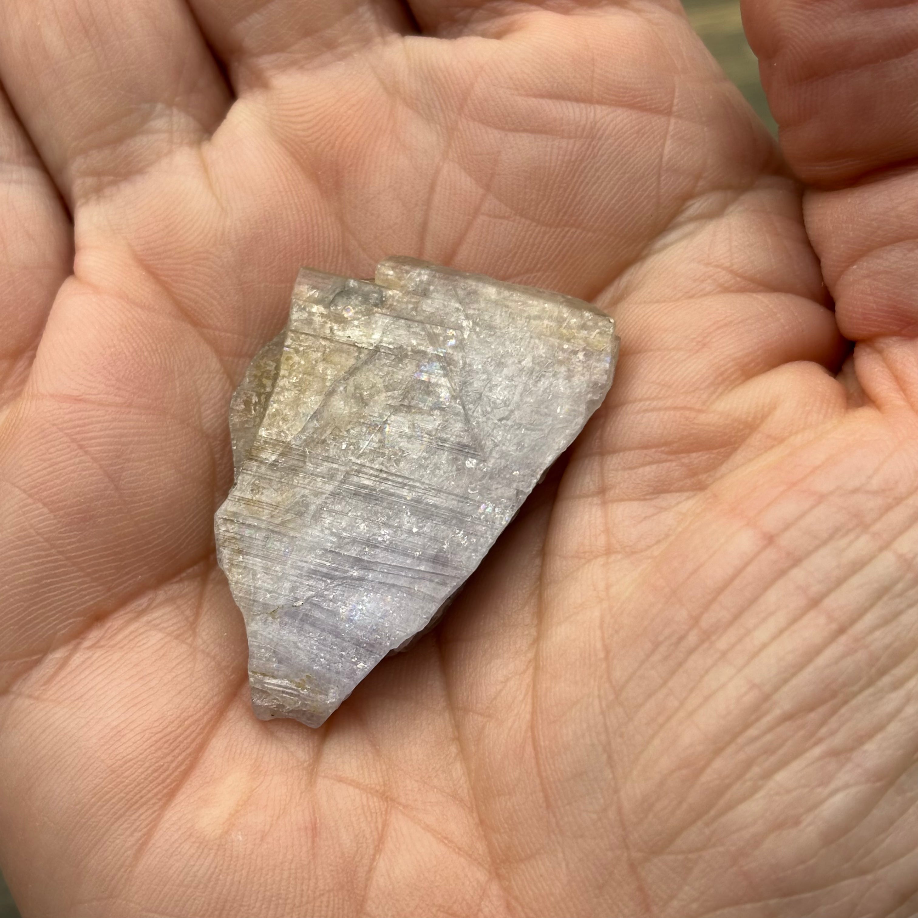 Fluorescent Mangano Axinite - 001