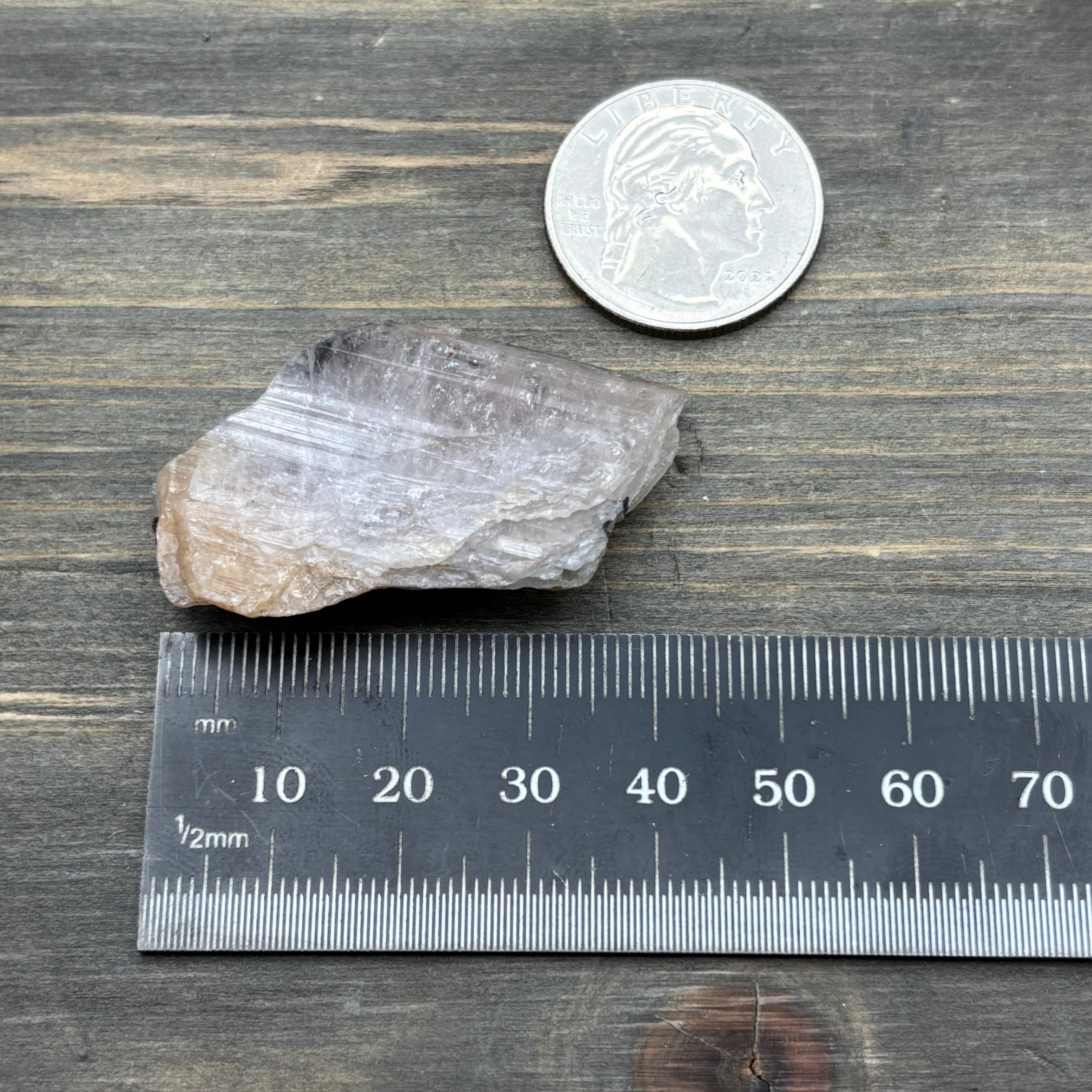 Fluorescent Mangano Axinite - 015