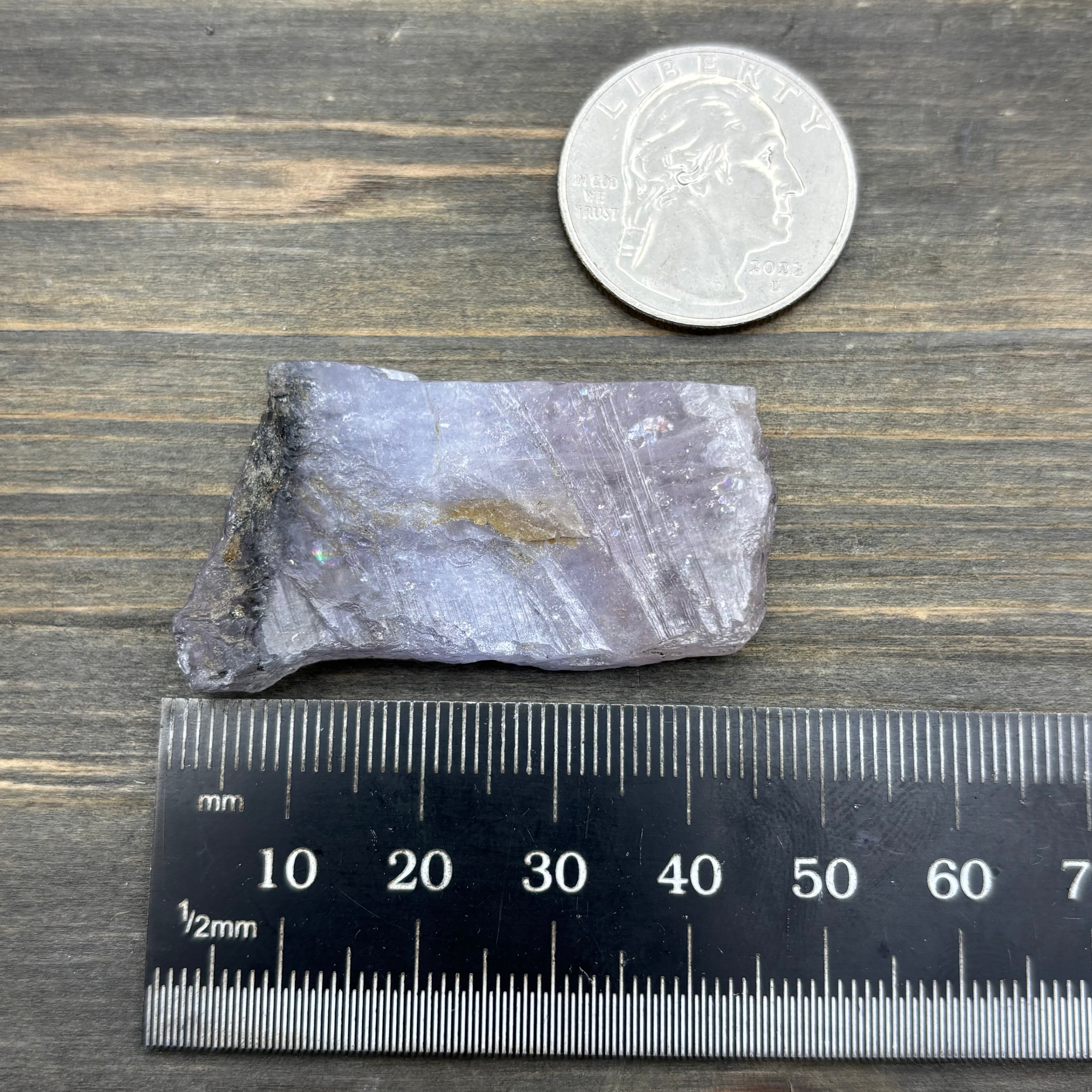 Fluorescent Mangano Axinite - 016