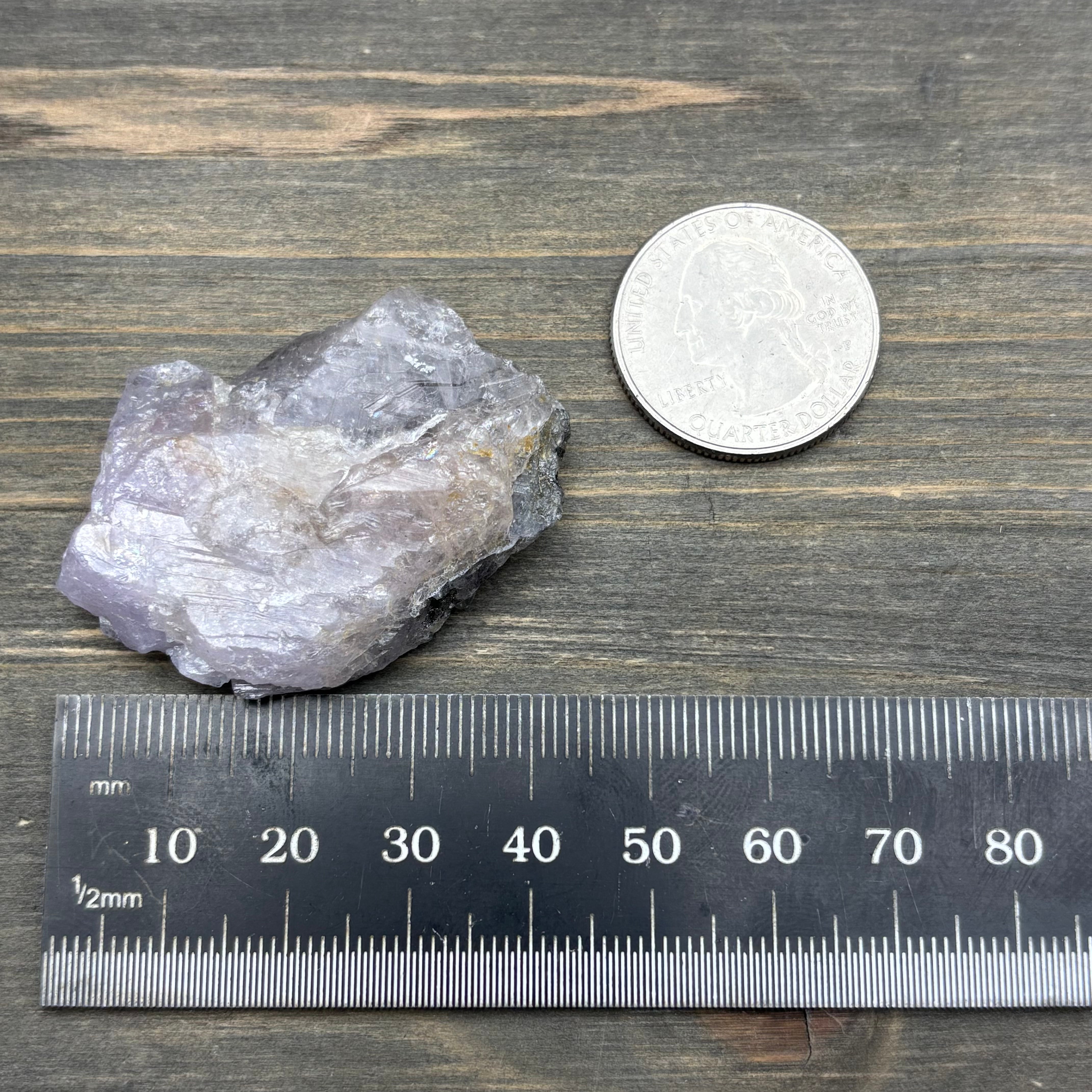 Fluorescent Mangano Axinite - 020