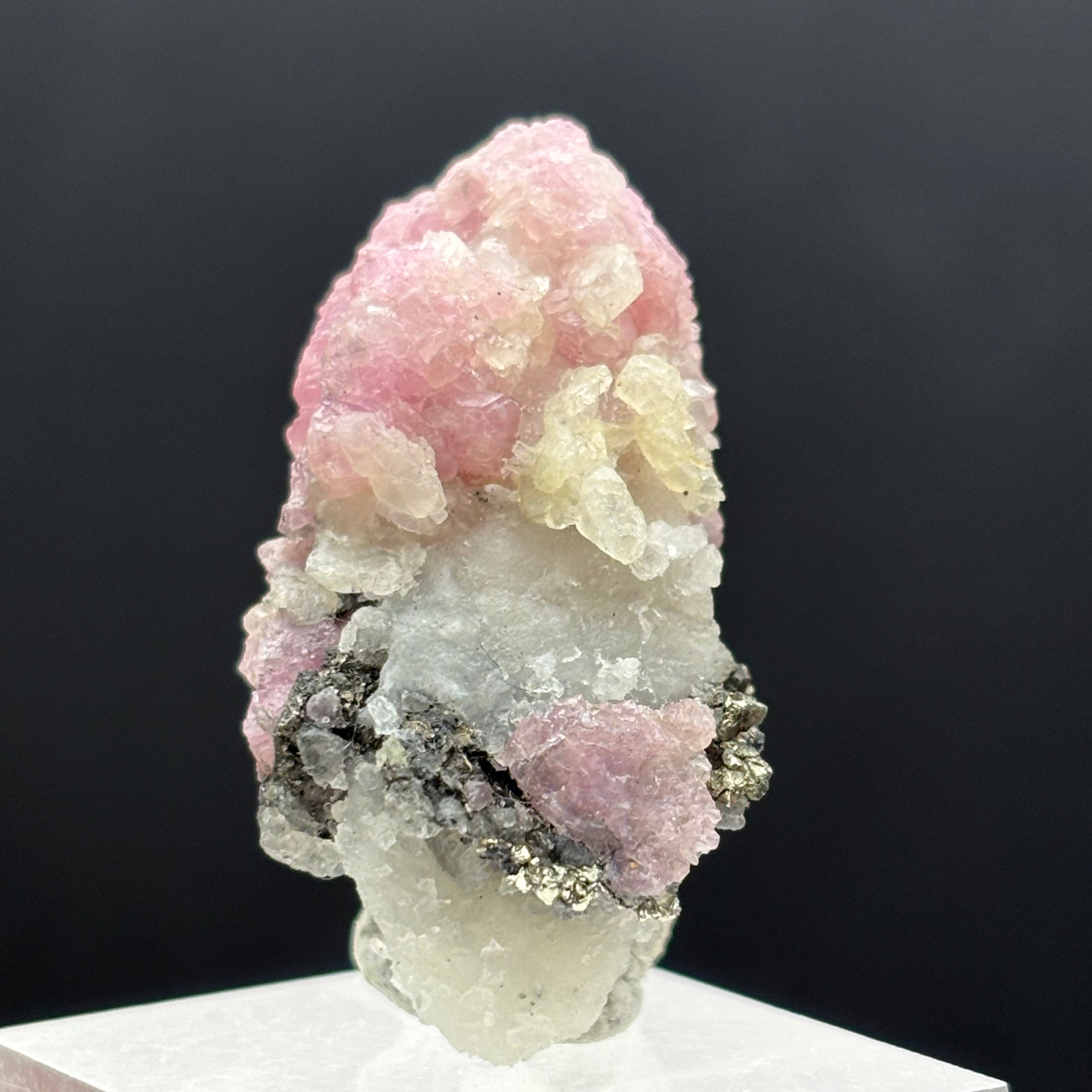 Rare Fluorescent Spinel - 101