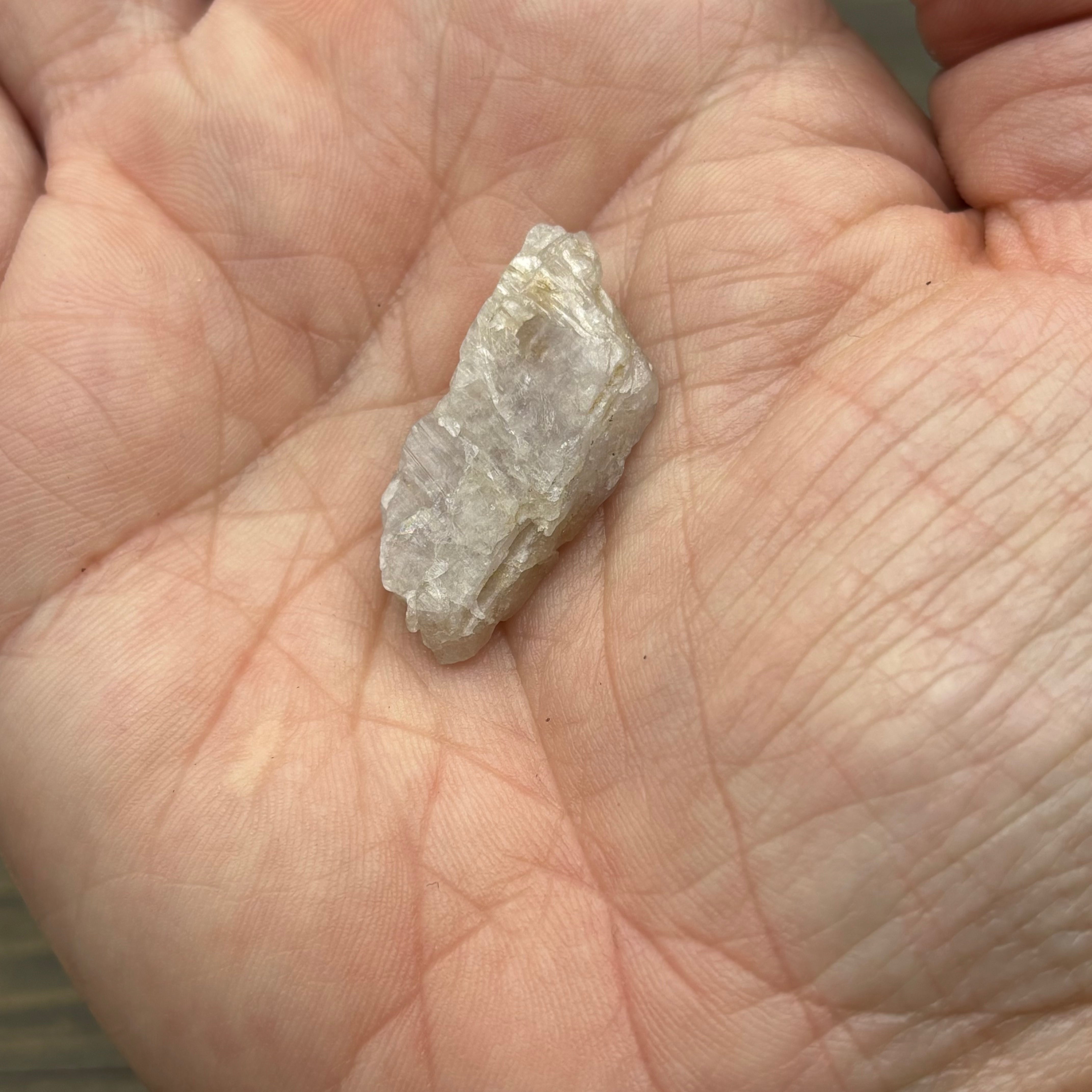 Fluorescent Mangano Axinite - 041