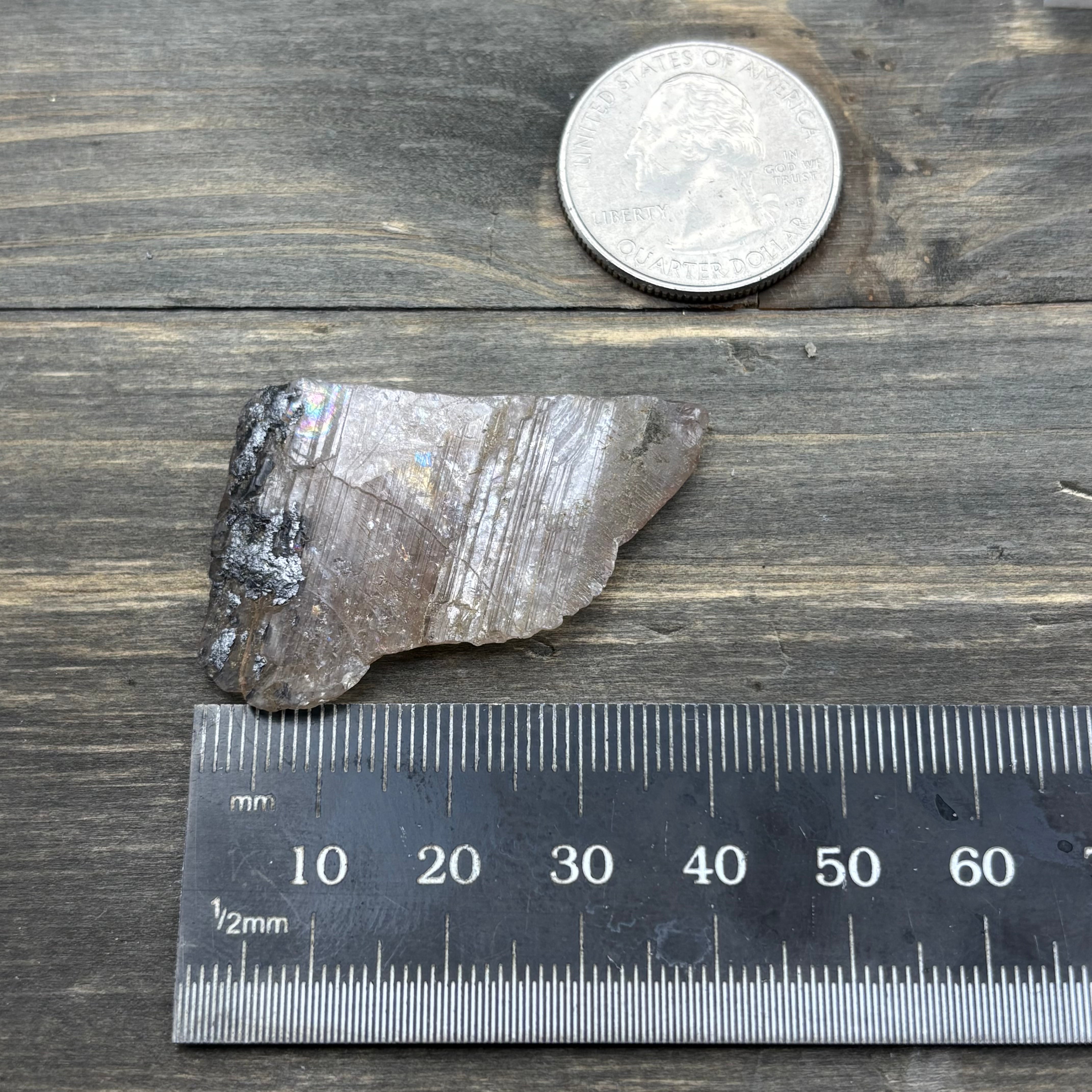 Fluorescent Mangano Axinite - 049