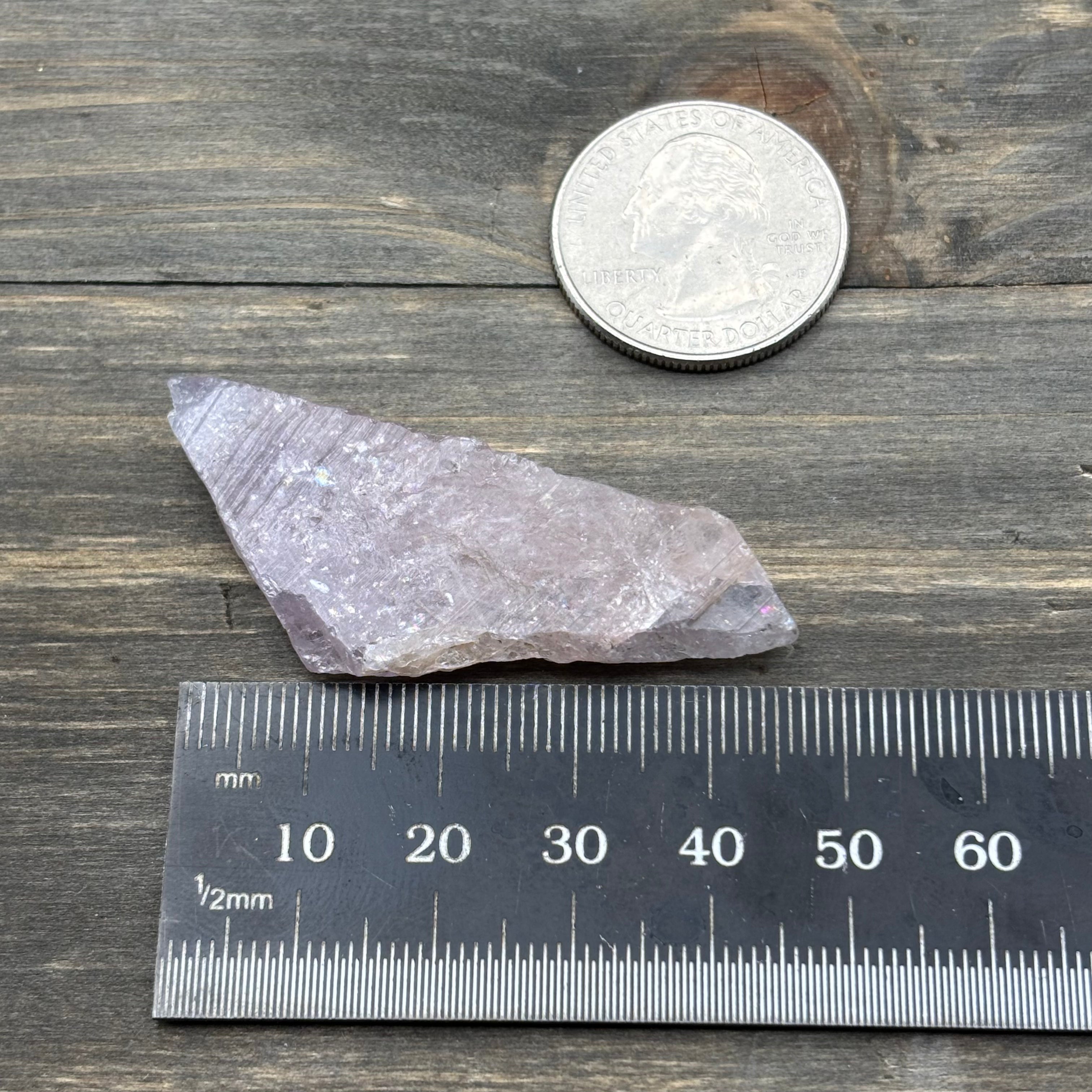 Fluorescent Mangano Axinite - 051