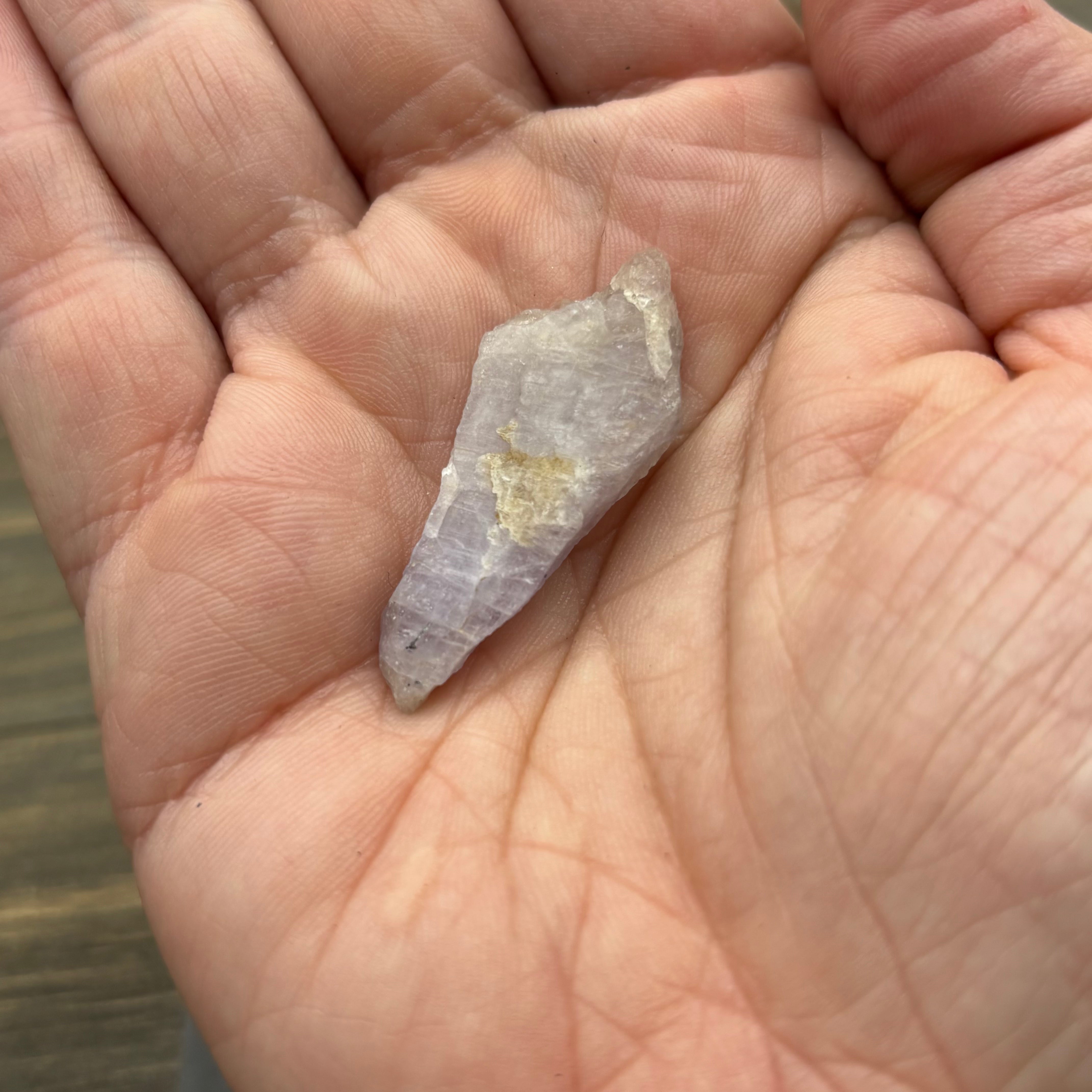 Fluorescent Mangano Axinite - 054