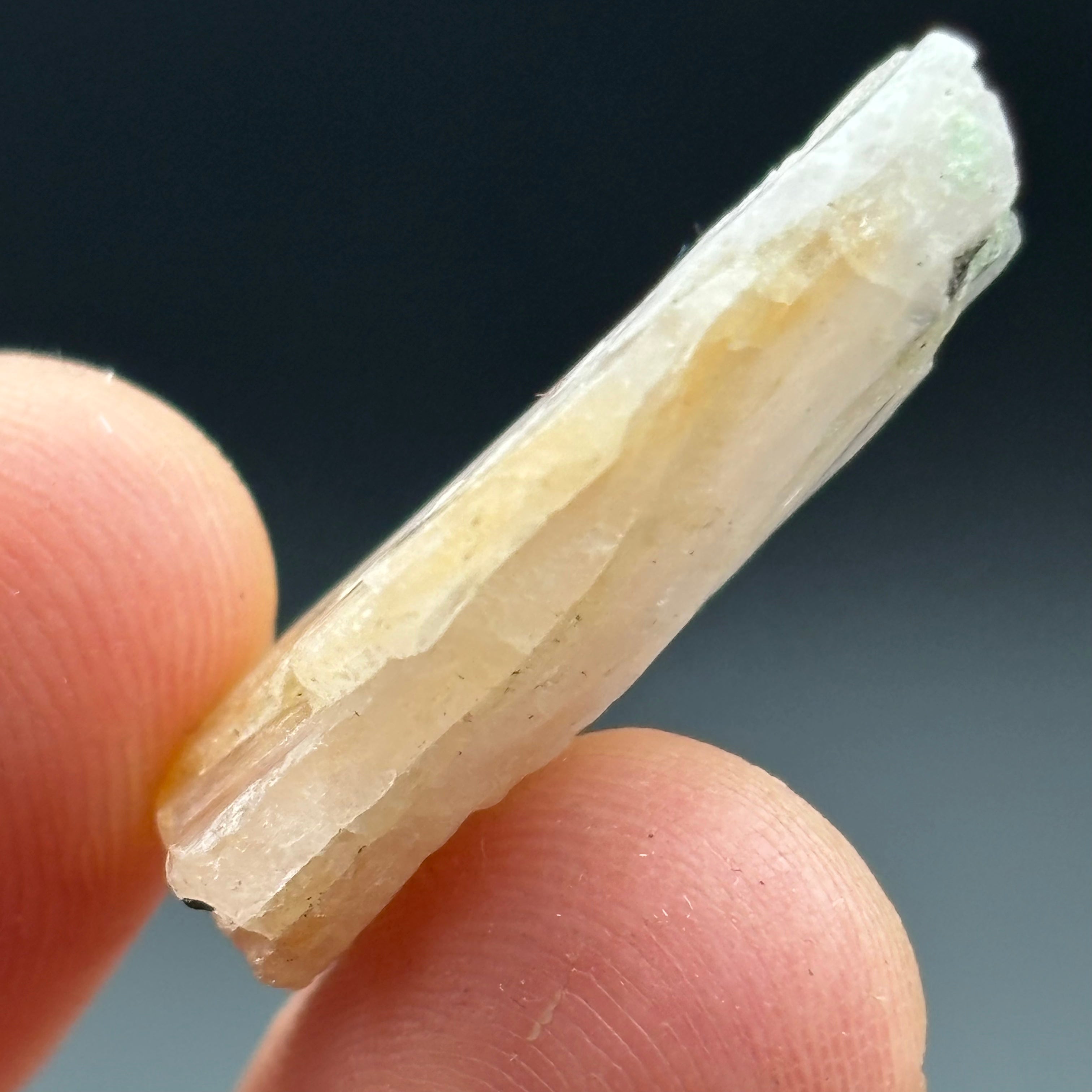 Fluorescent Mangano Axinite - 056