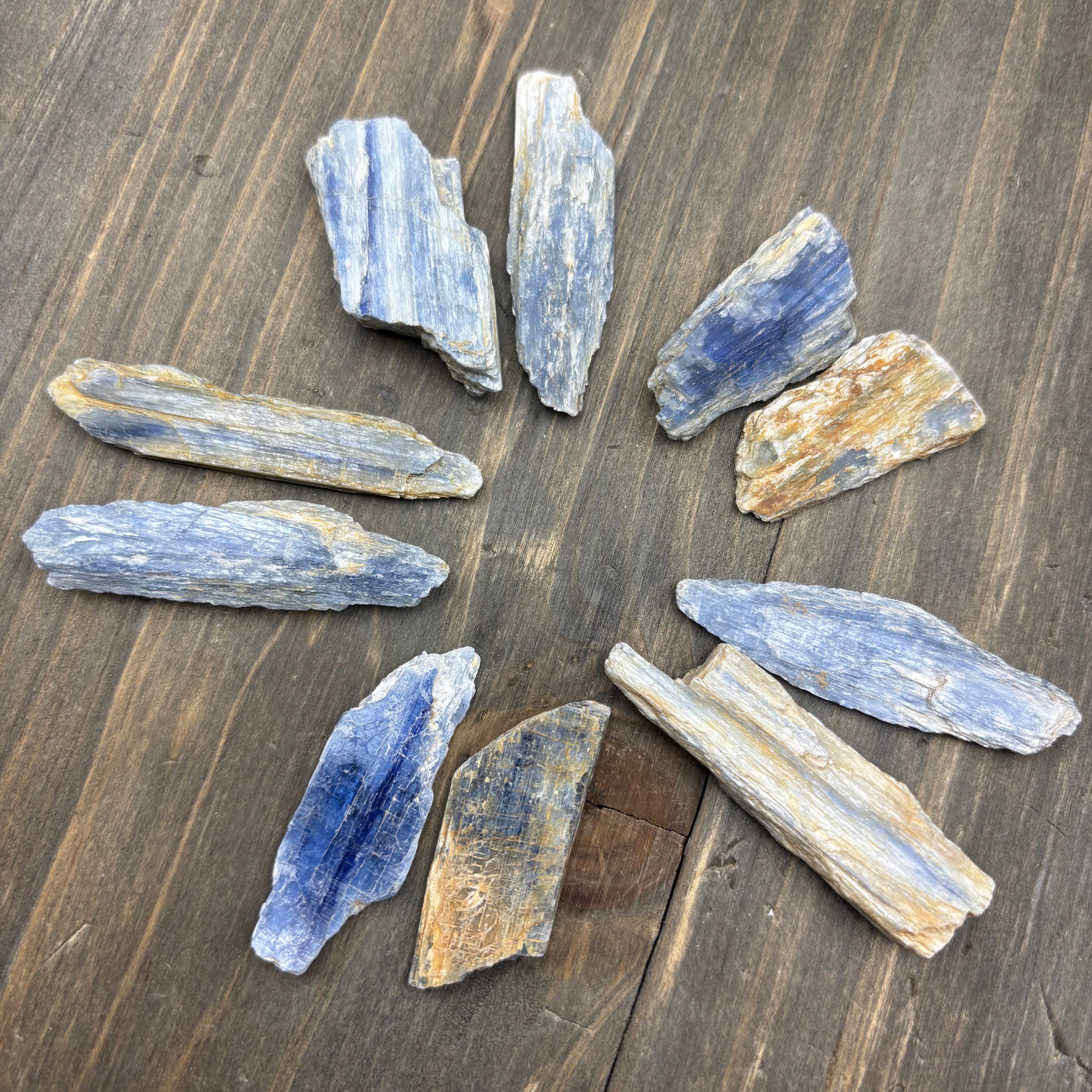 Kyanite Point Pair