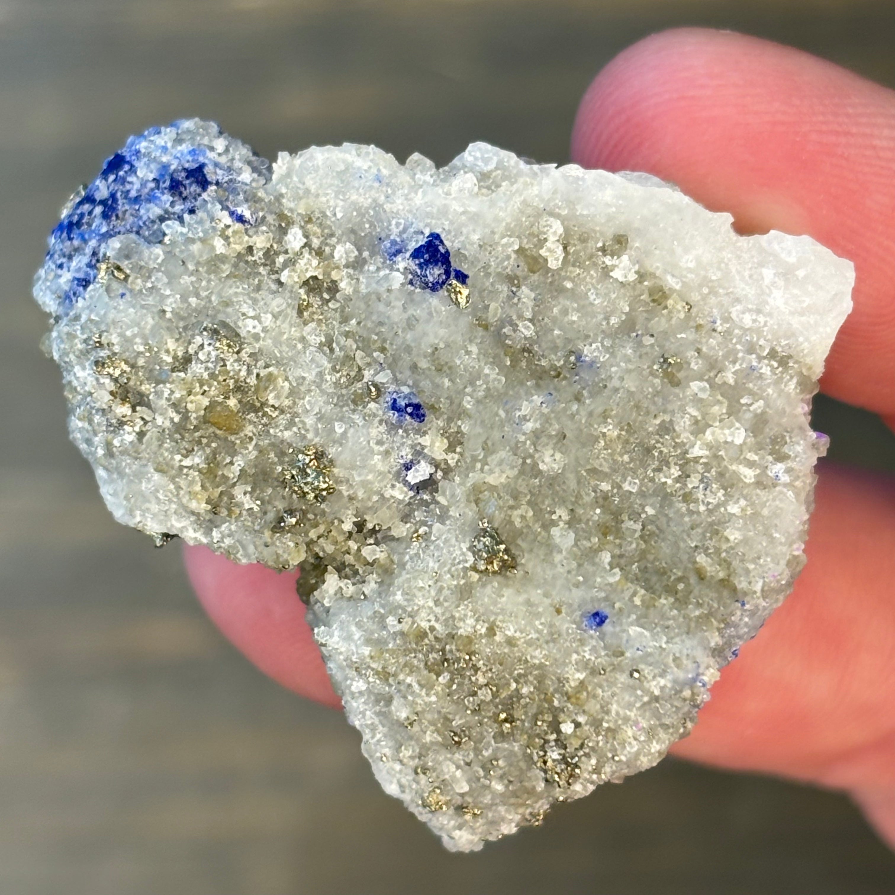 Lapis Lazuli (Lazurite) - 011
