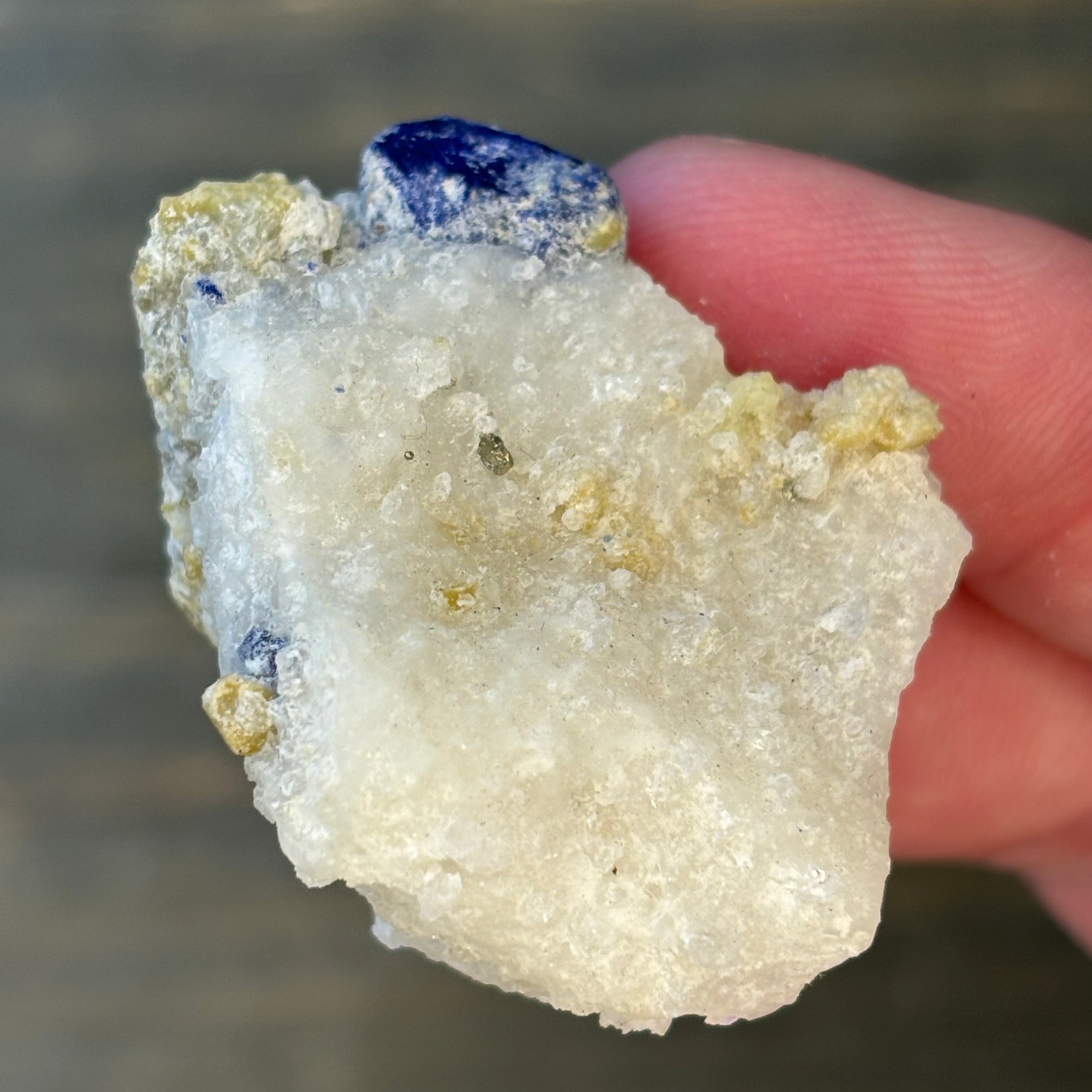 Lapis Lazuli (Lazurite) - 012