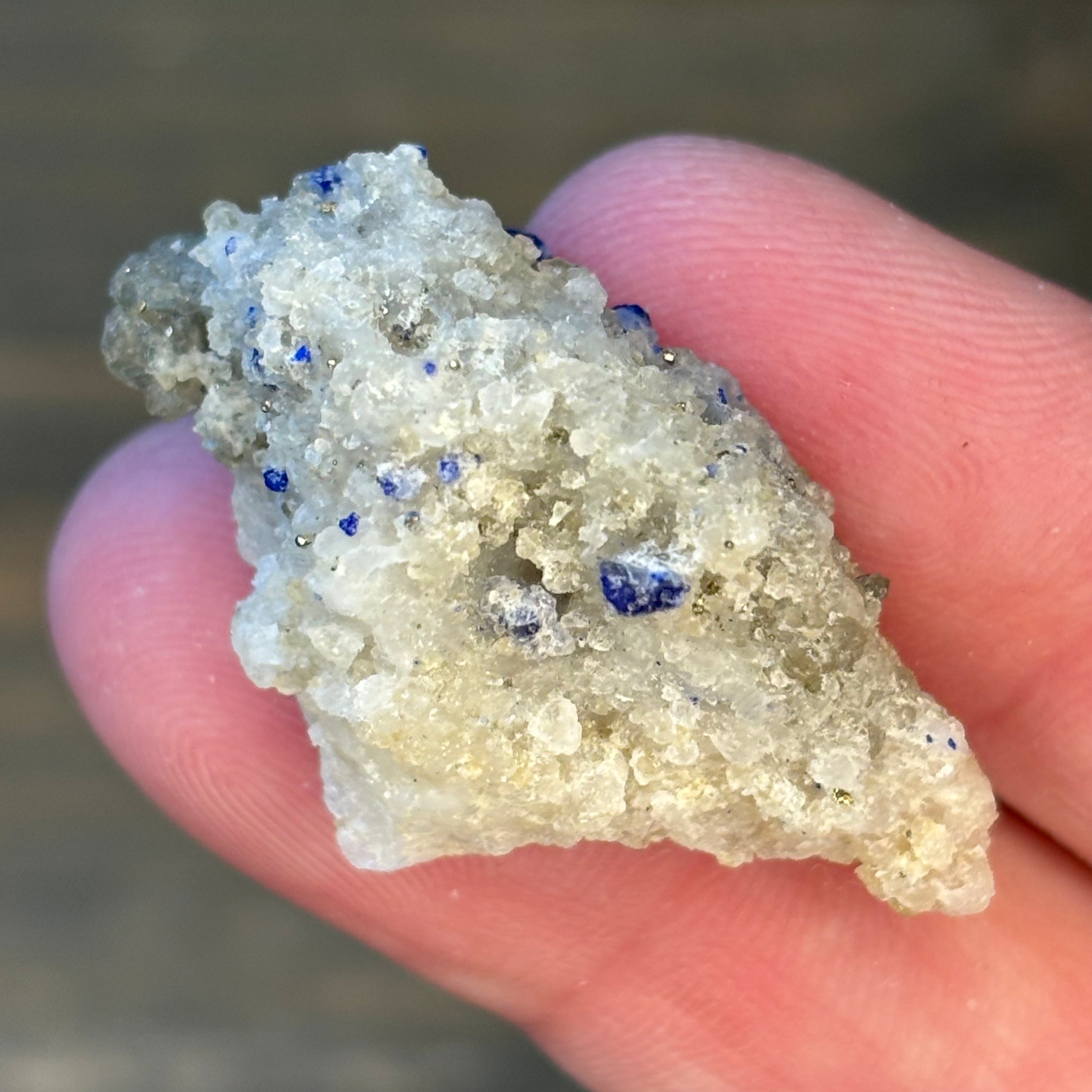 Lapis Lazuli (Lazurite) - 027