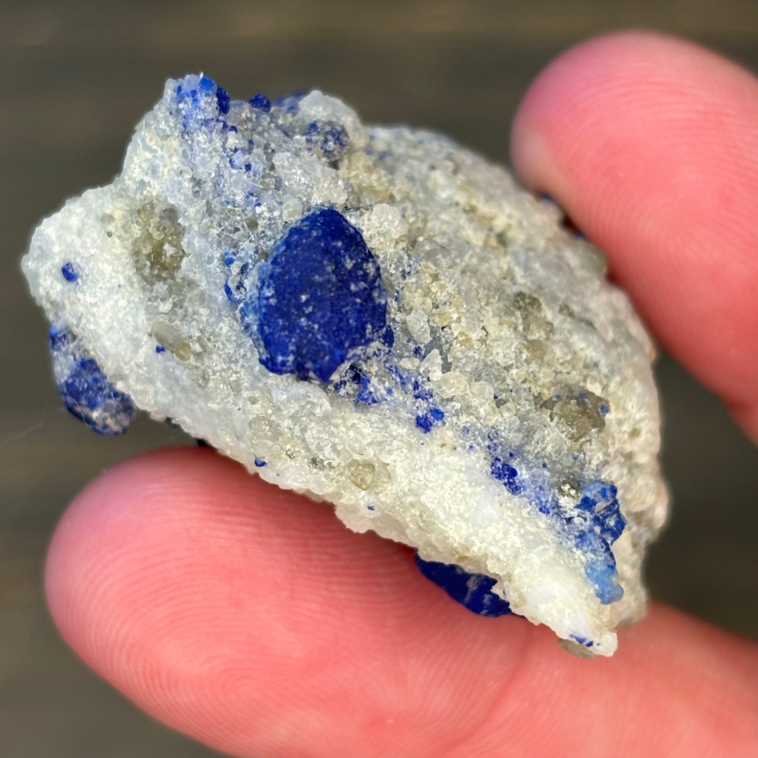 Lapis Lazuli (Lazurite) - 054