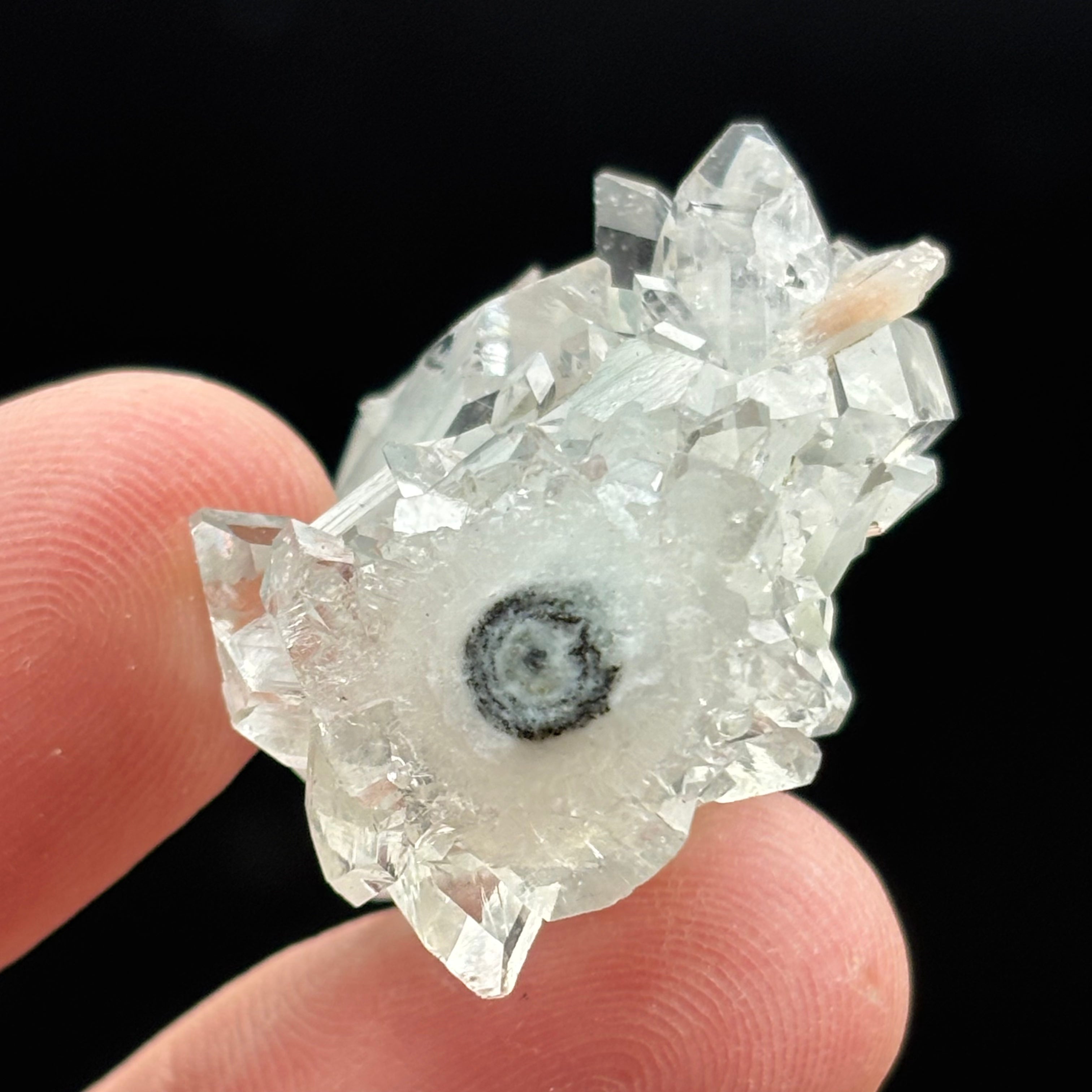 Apophyllite Crystal - 850