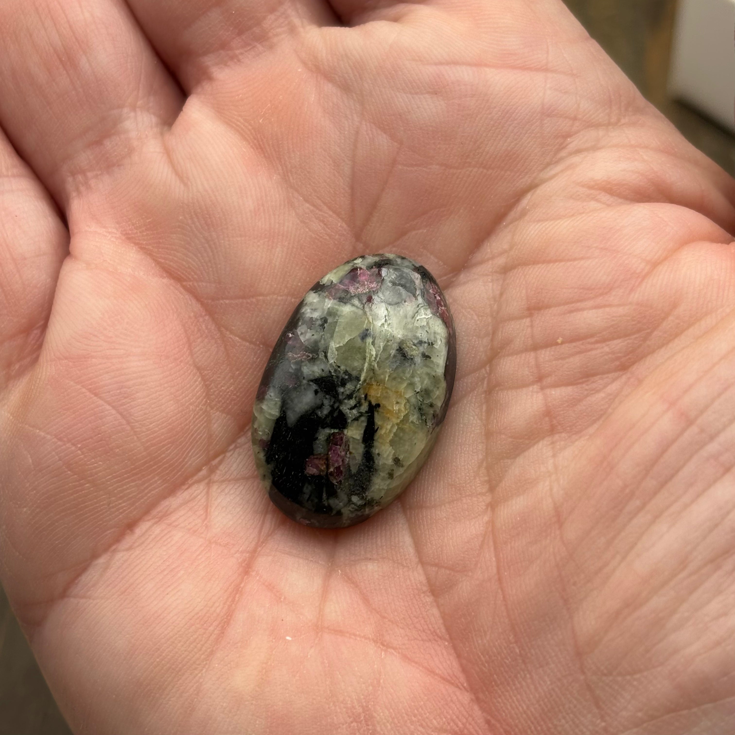 Eudialyte Cabochon - 002