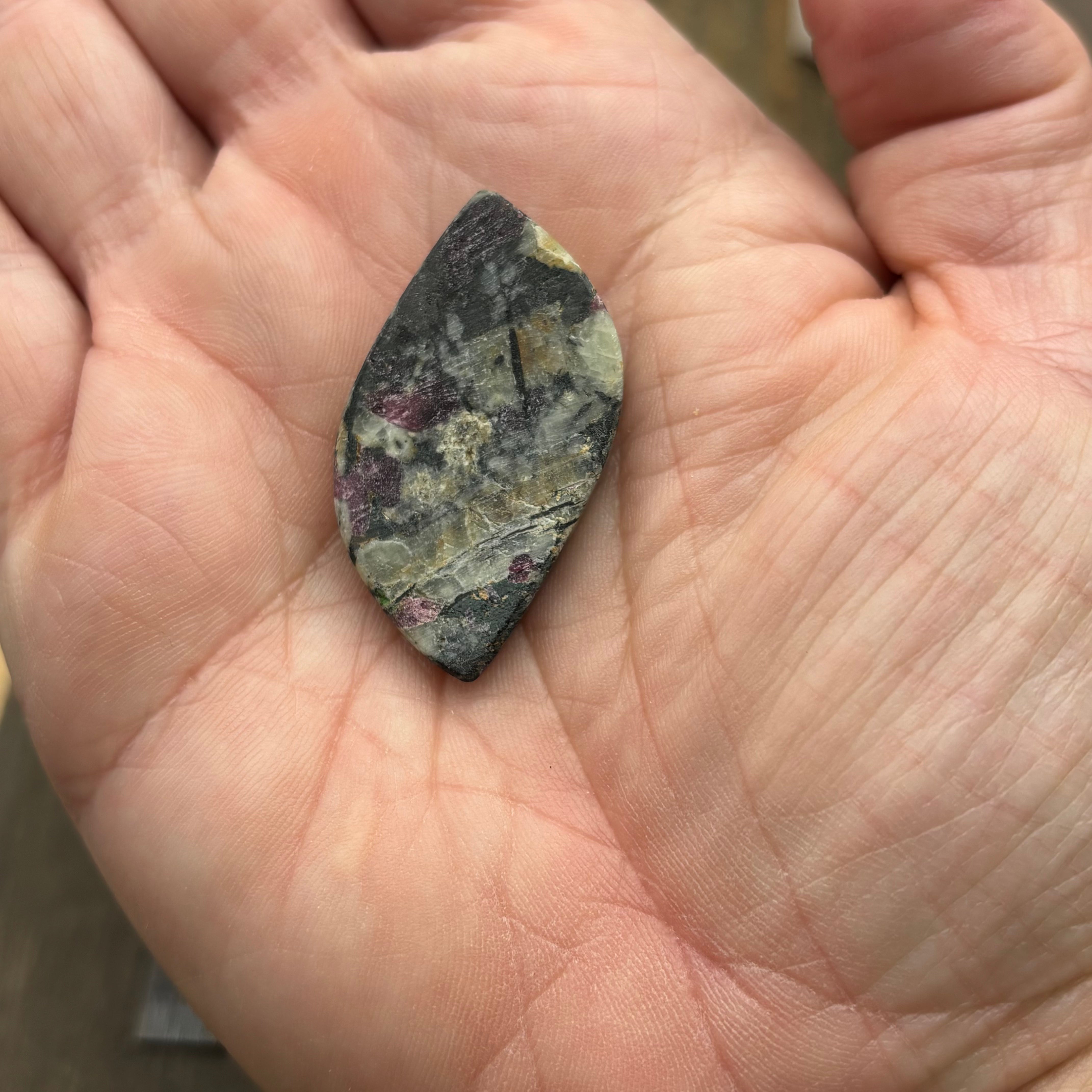 Eudialyte Cabochon - 003