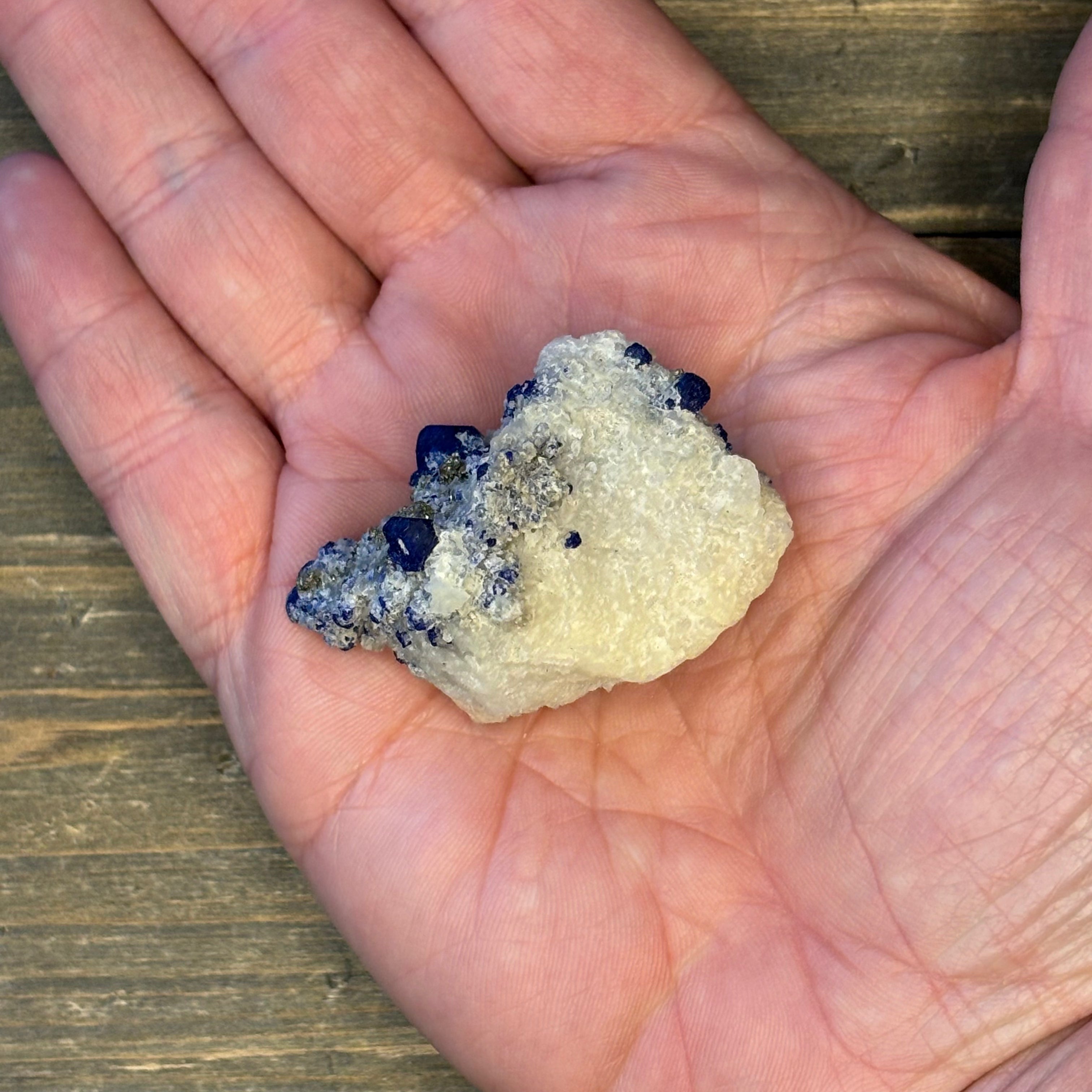 Lapis Lazuli (Lazurite) - 098