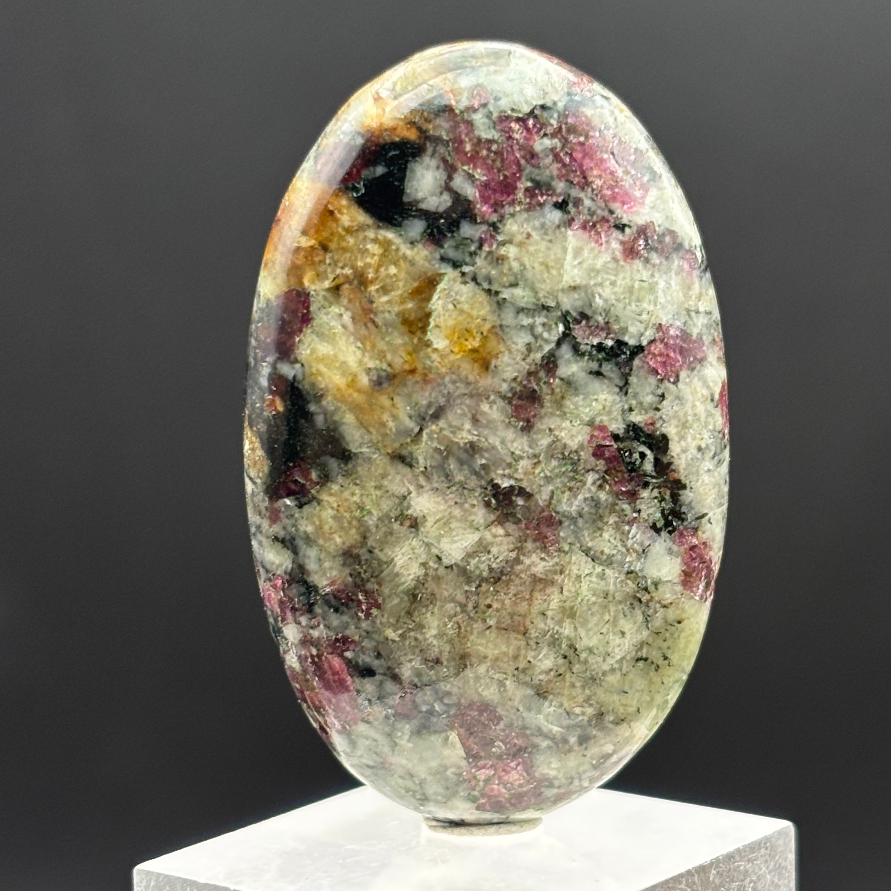 Eudialyte Cabochon - 008