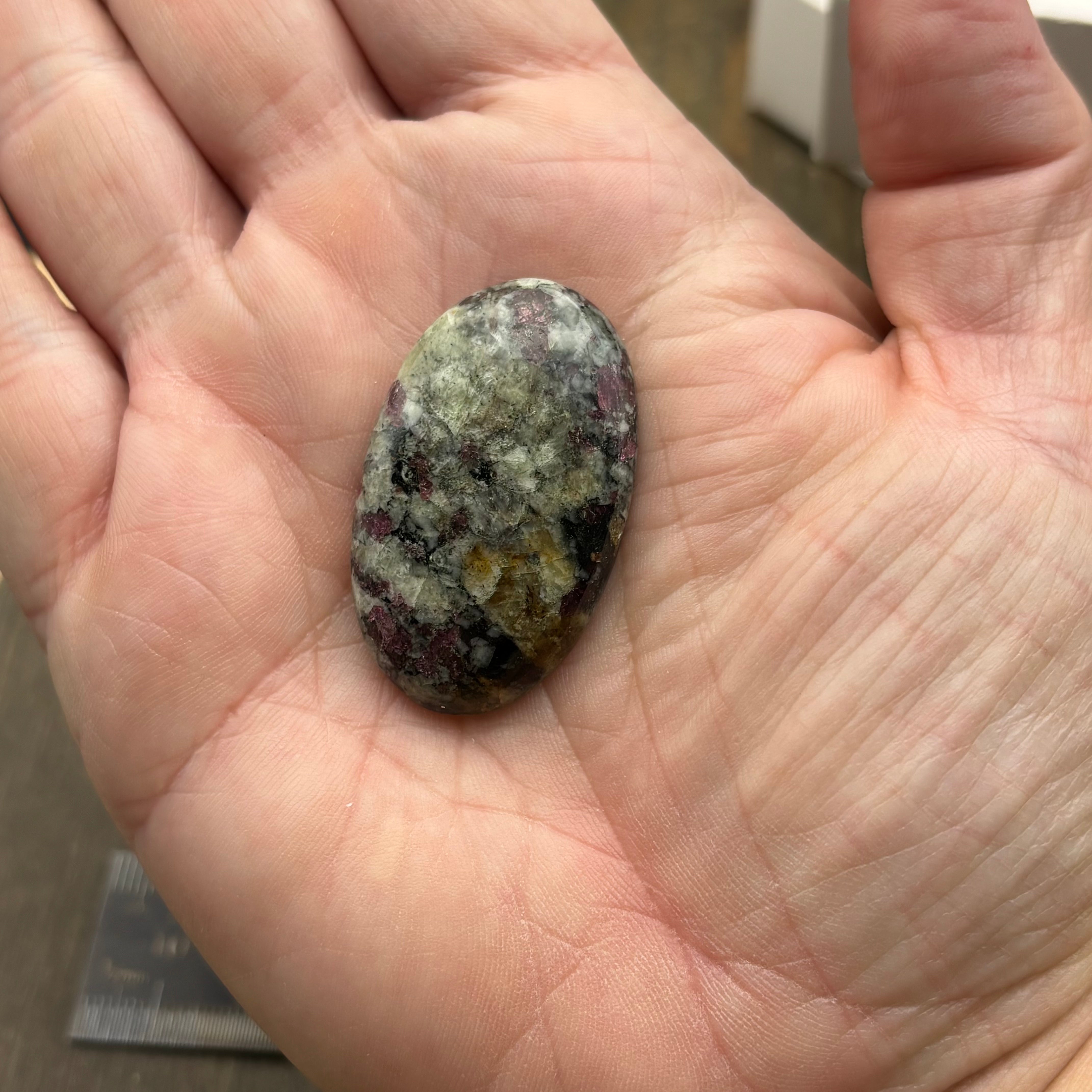 Eudialyte Cabochon - 008