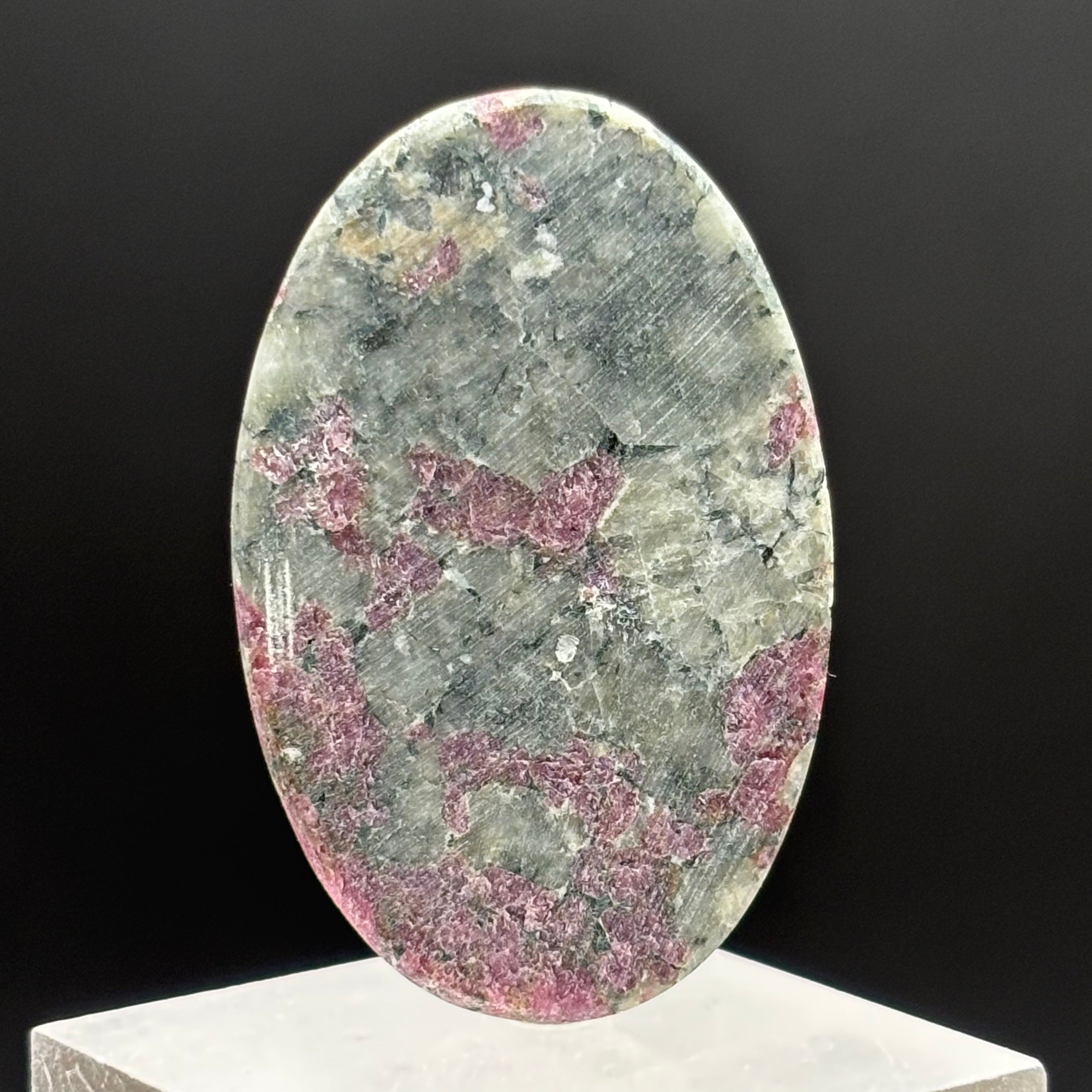 Eudialyte Cabochon - 010