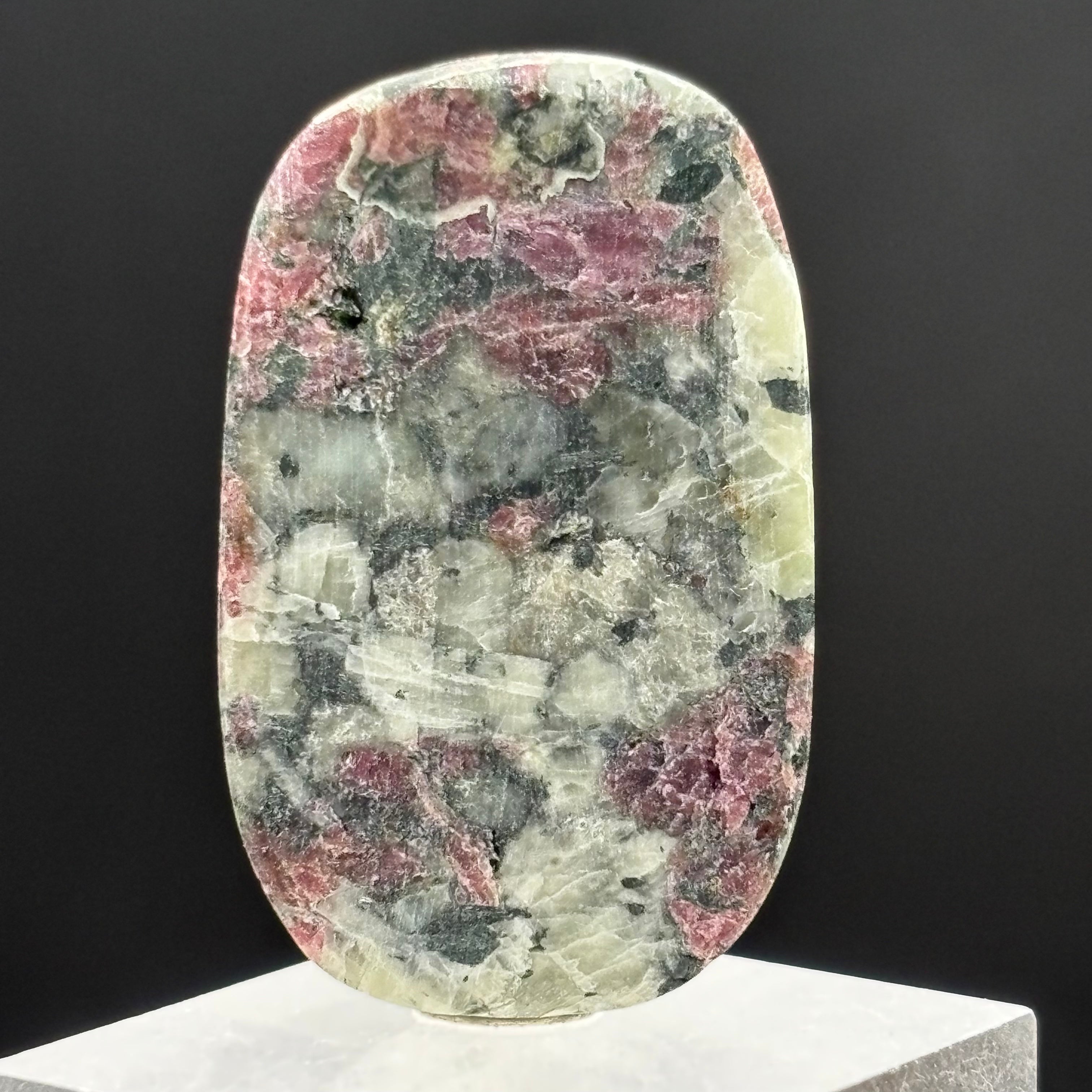 Eudialyte Cabochon - 011