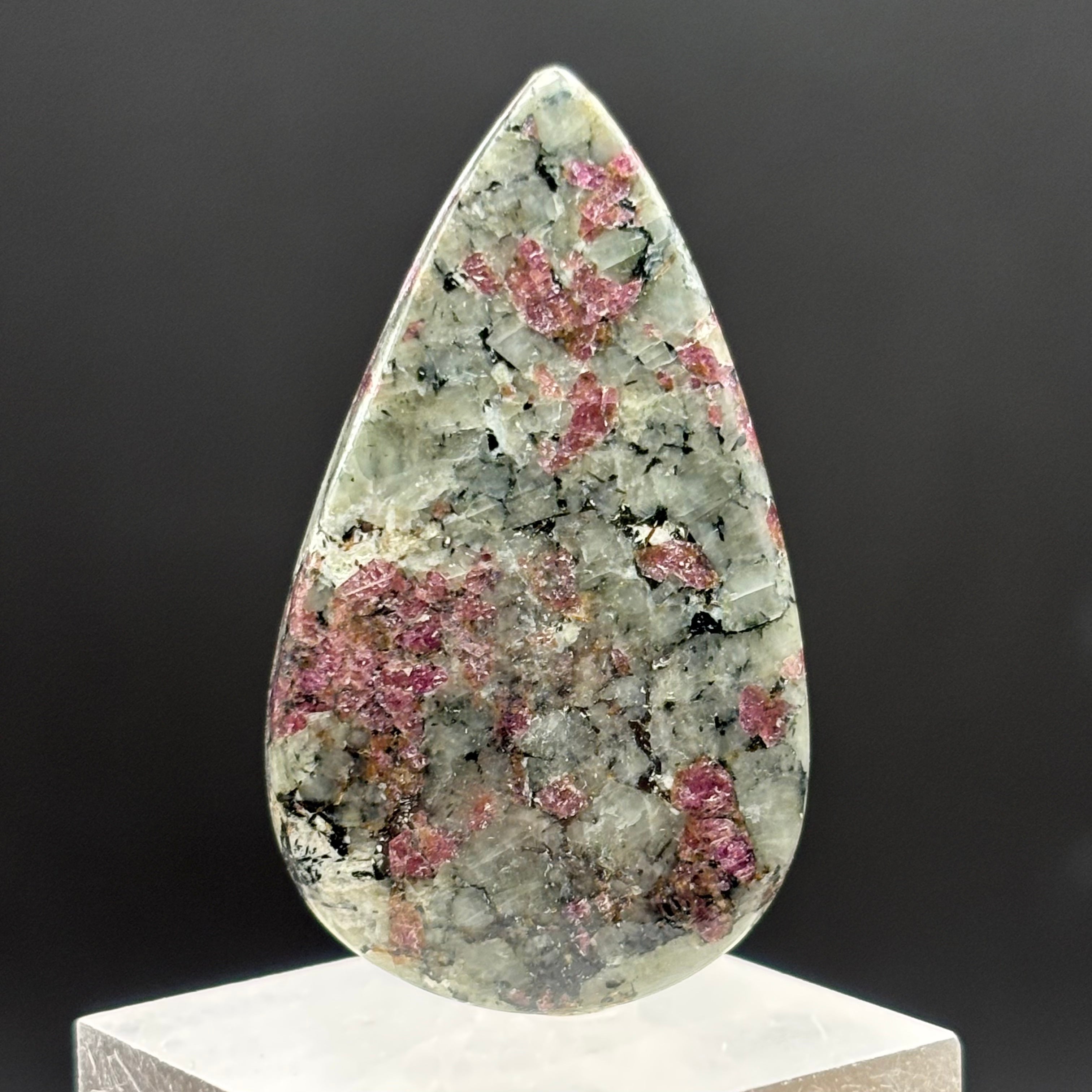 Eudialyte Cabochon - 018