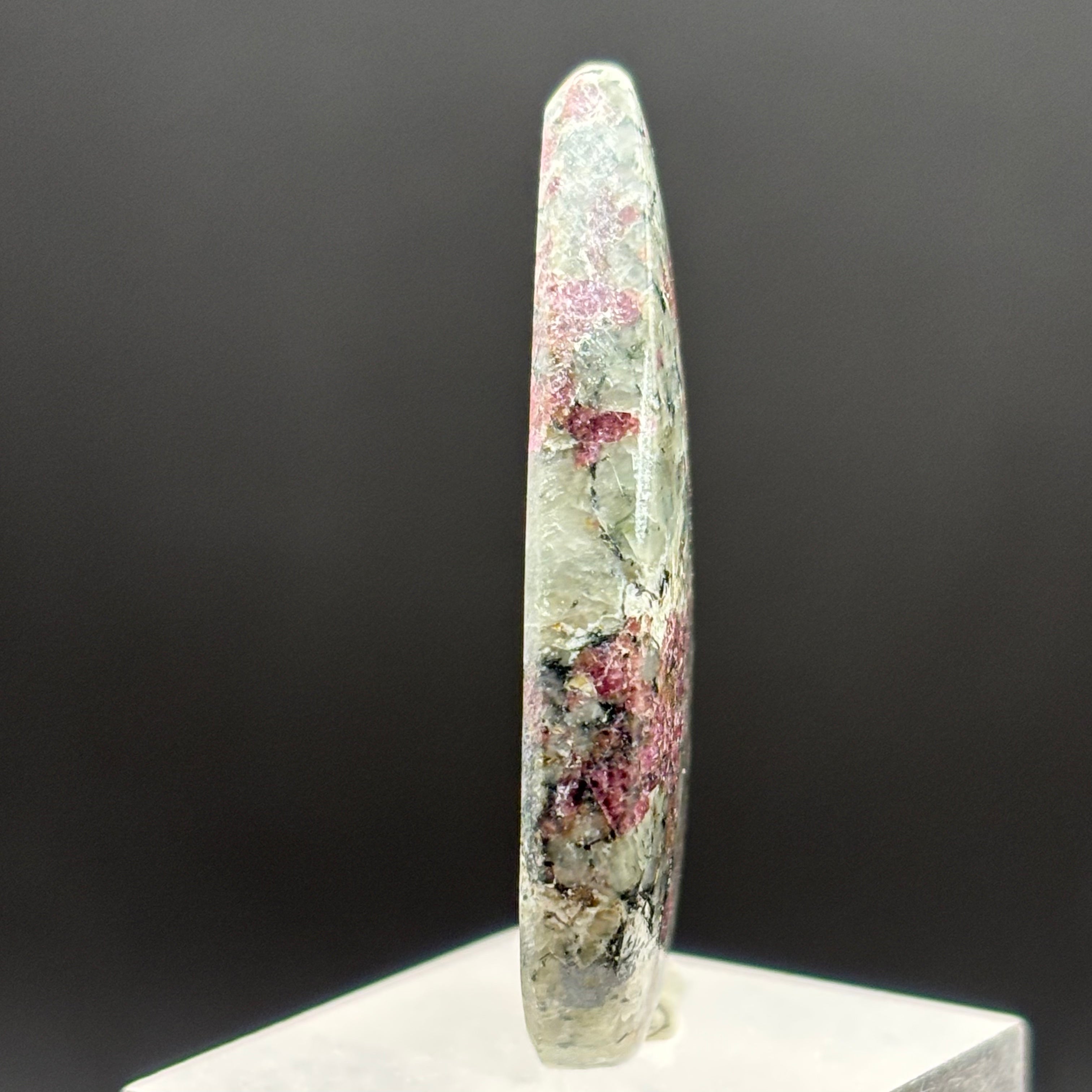 Eudialyte Cabochon - 018