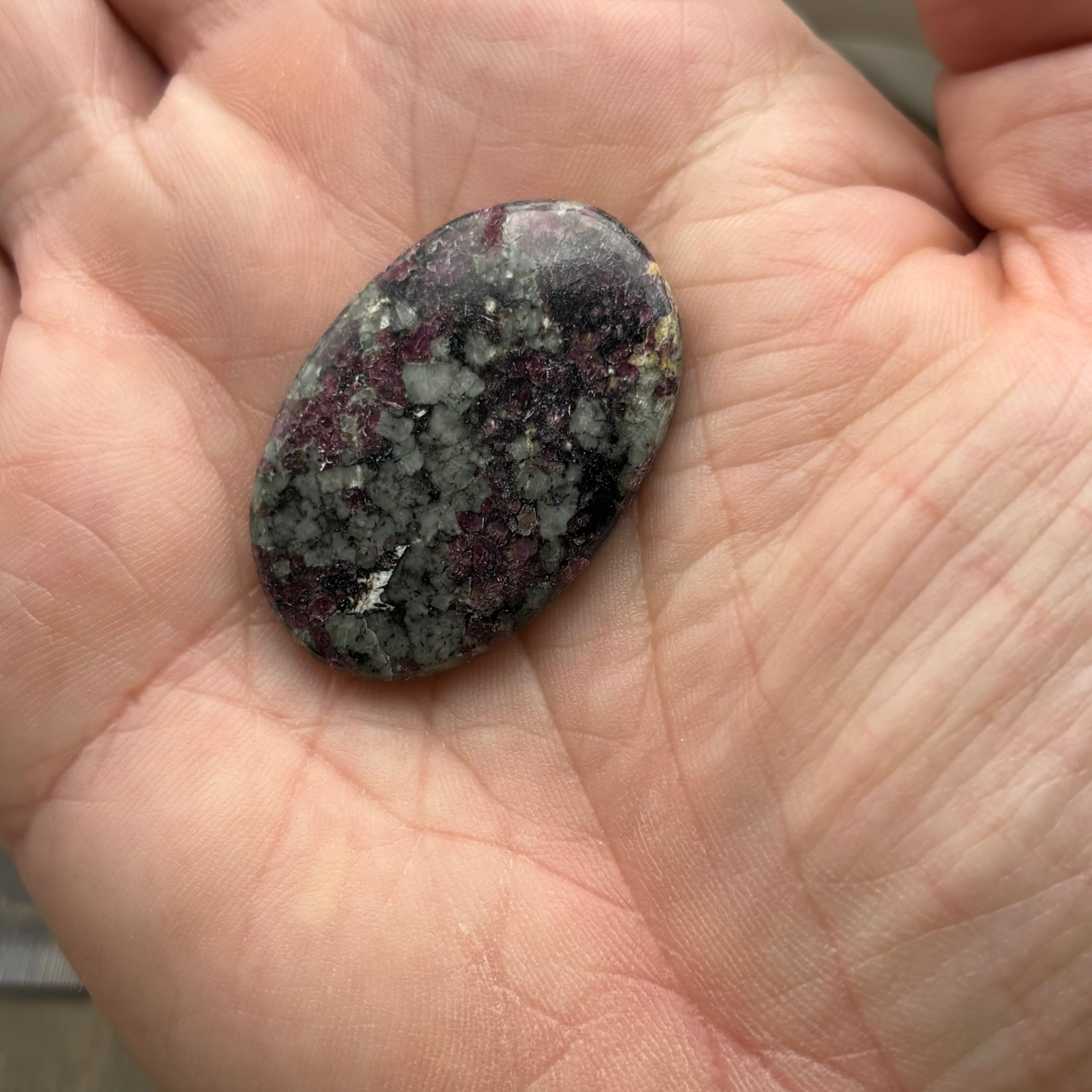 Eudialyte Cabochon - 023