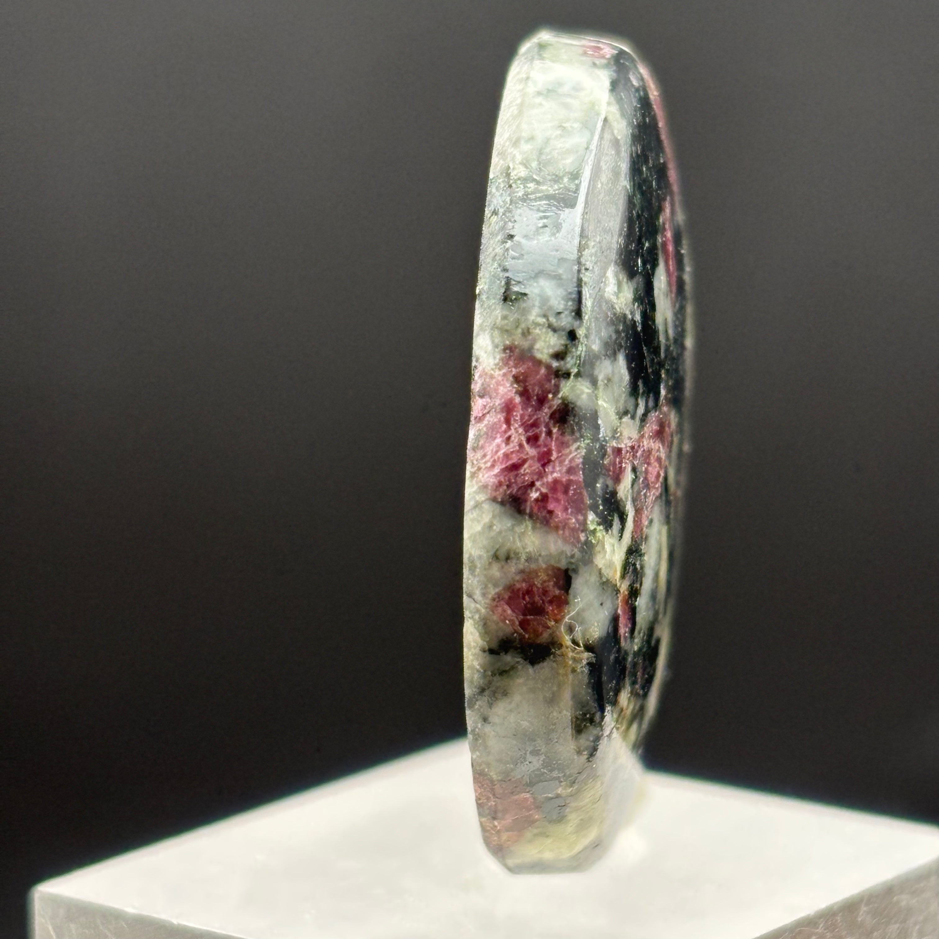 Eudialyte Cabochon - 031