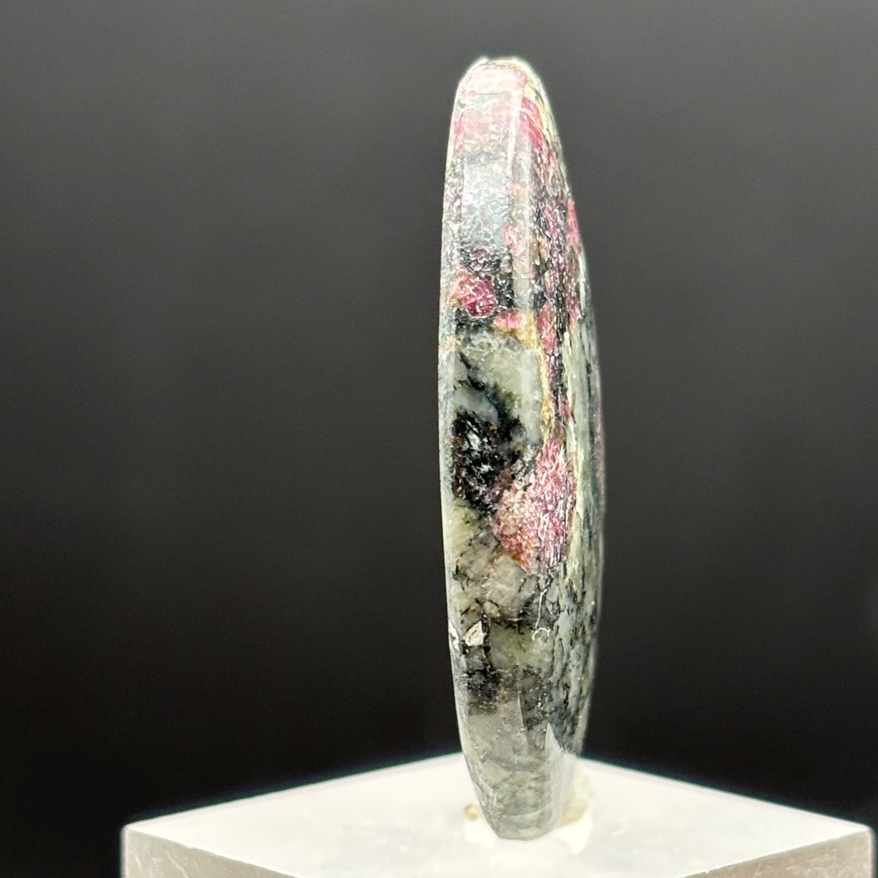 Eudialyte Cabochon - 032