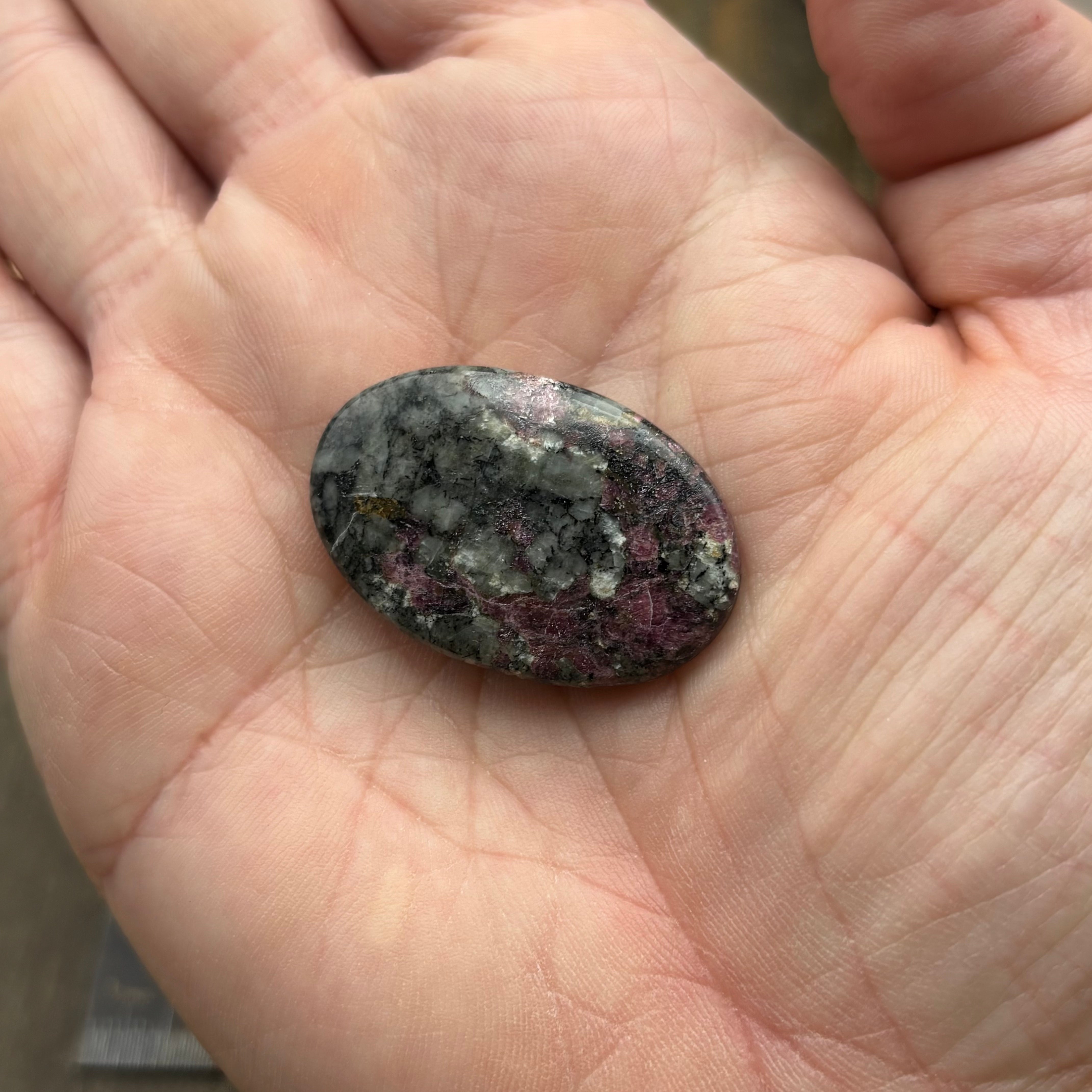 Eudialyte Cabochon - 032
