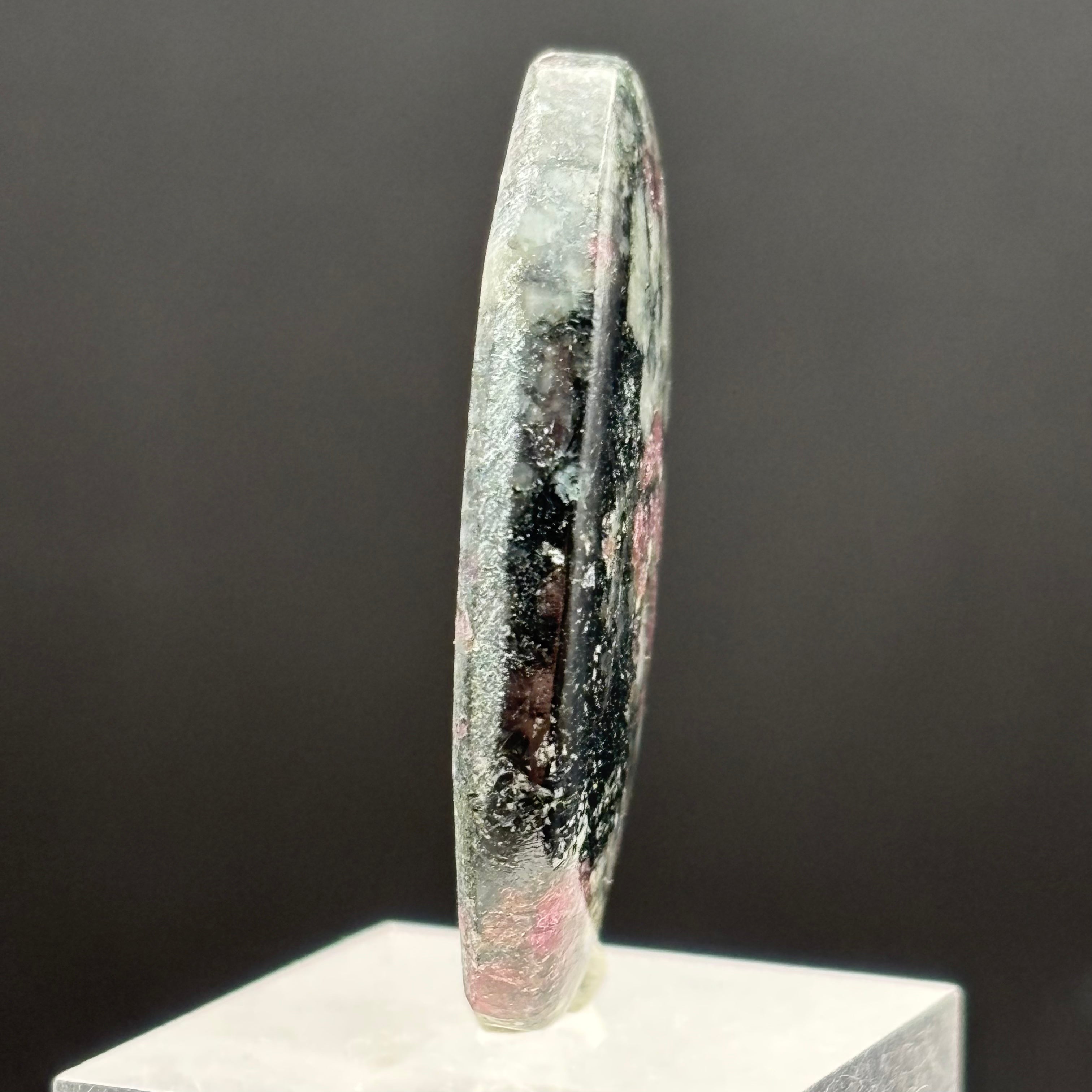 Eudialyte Cabochon - 033