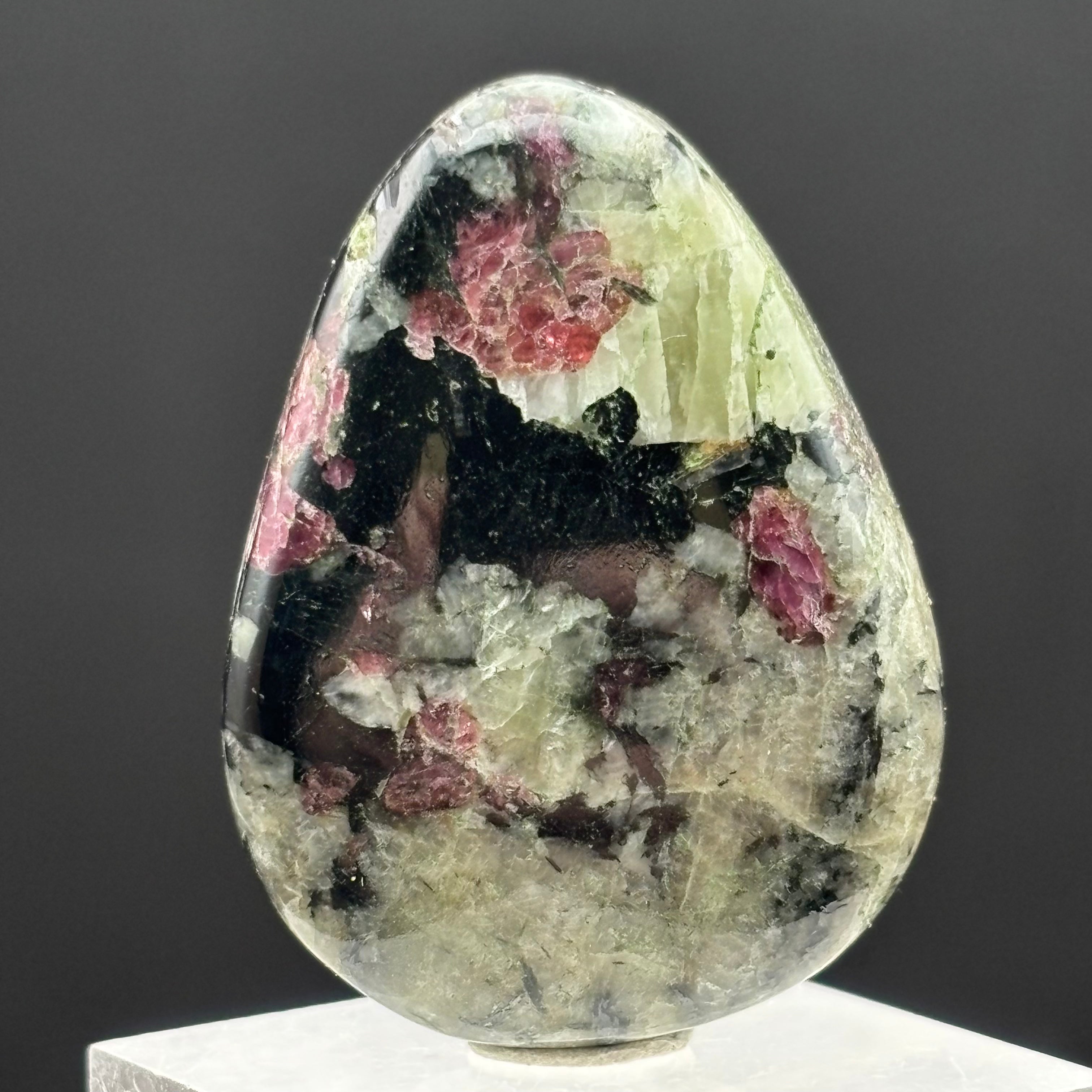 Eudialyte Cabochon - 035