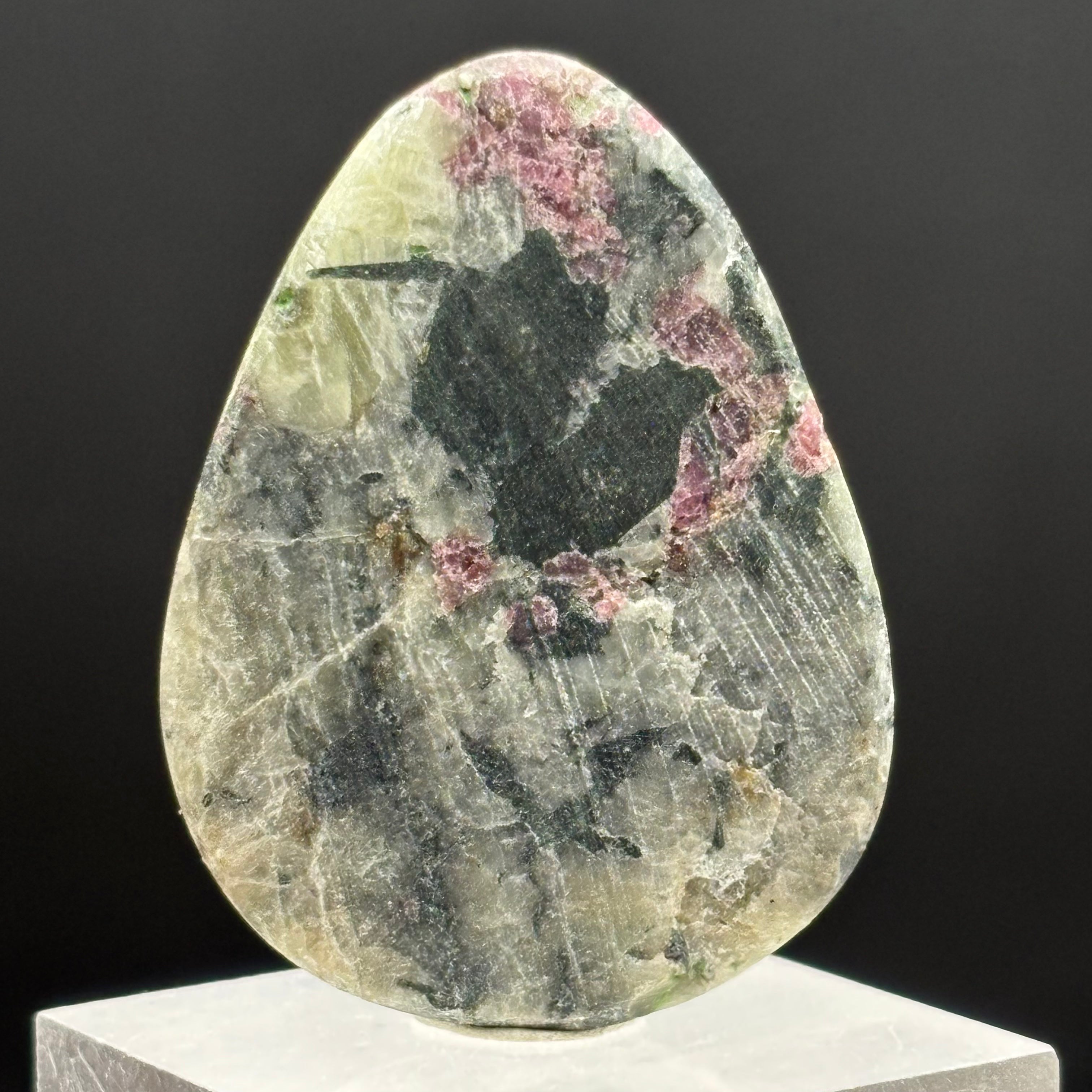 Eudialyte Cabochon - 035