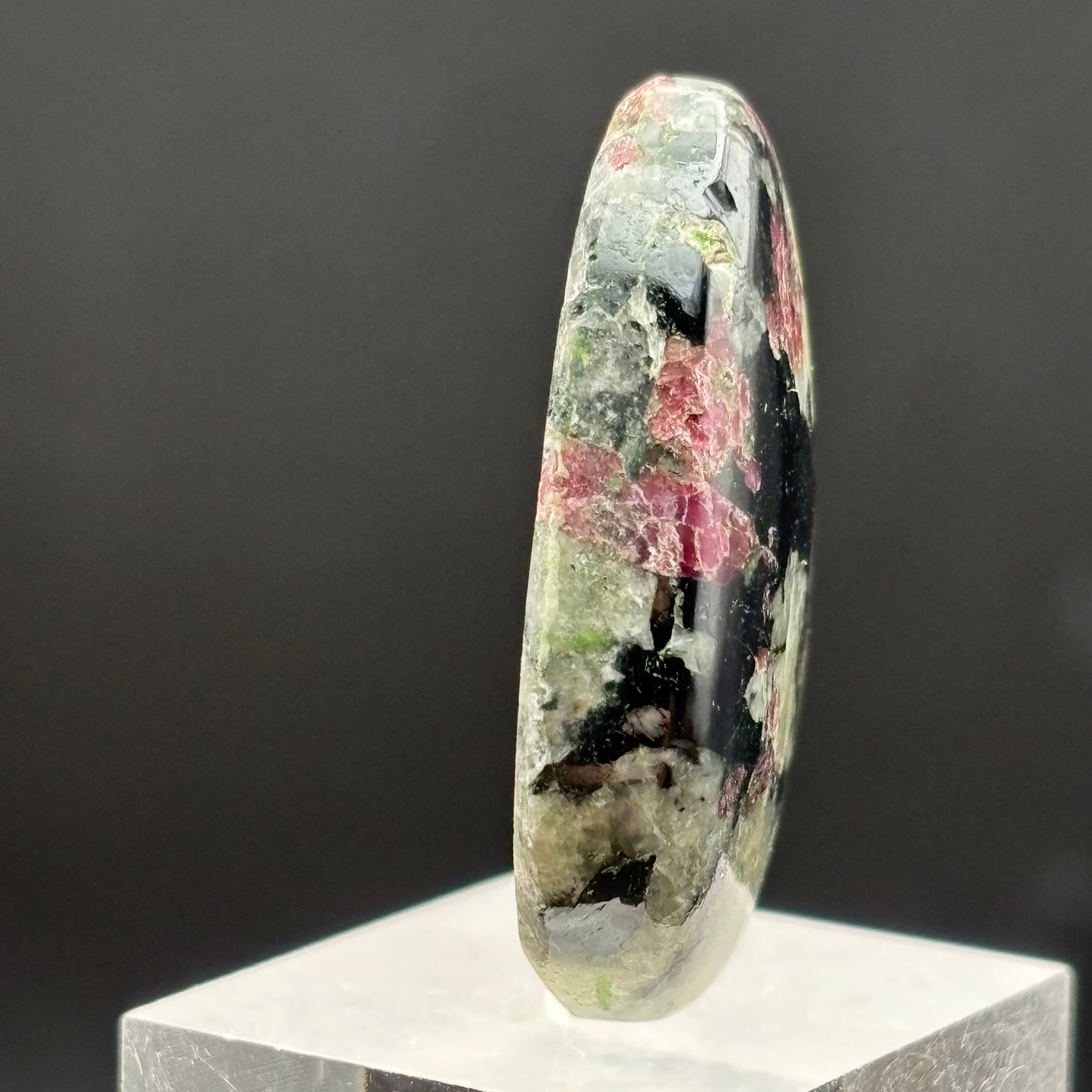 Eudialyte Cabochon - 035