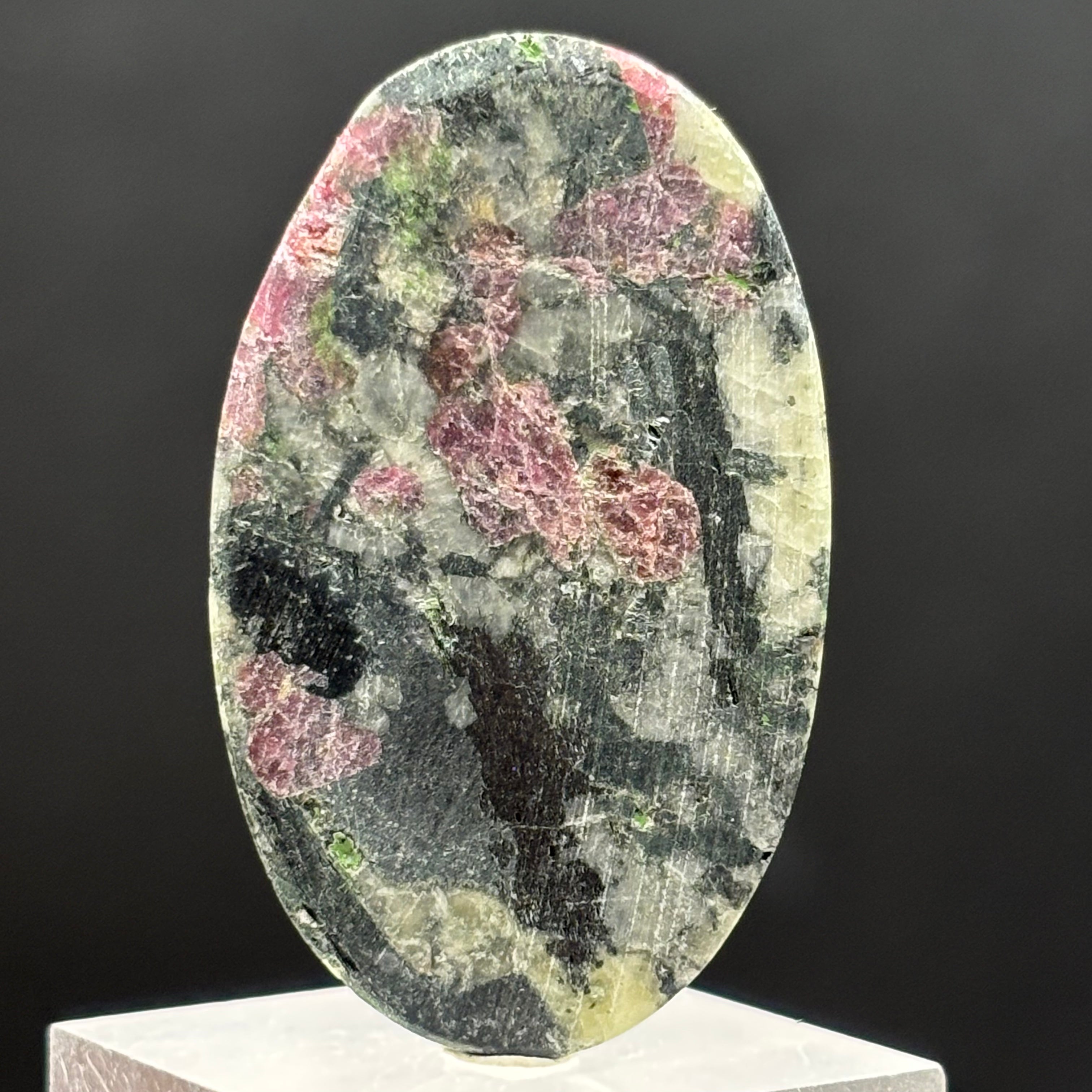 Eudialyte Cabochon - 036