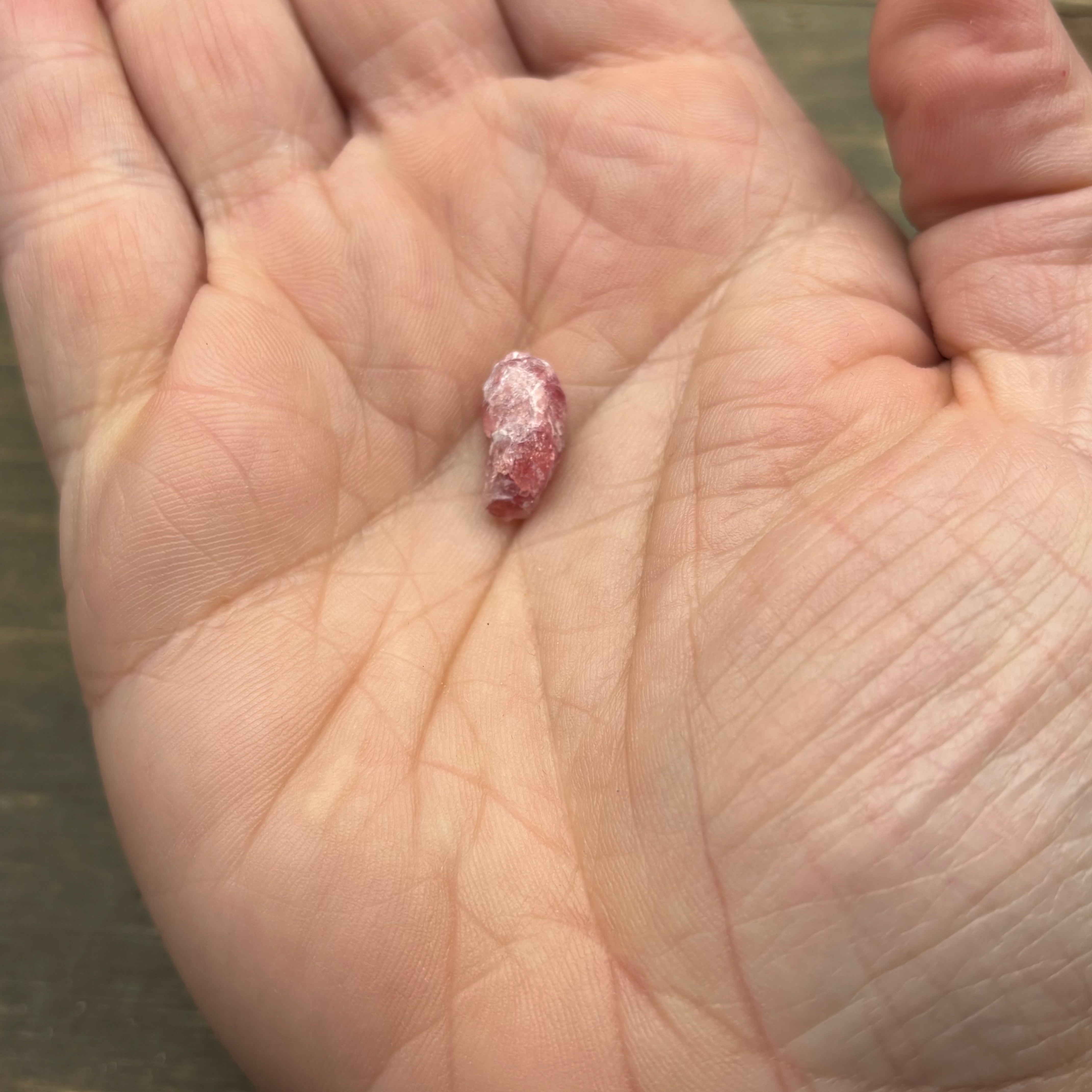 Raspberry Beryl (Pezzottaite) - 128
