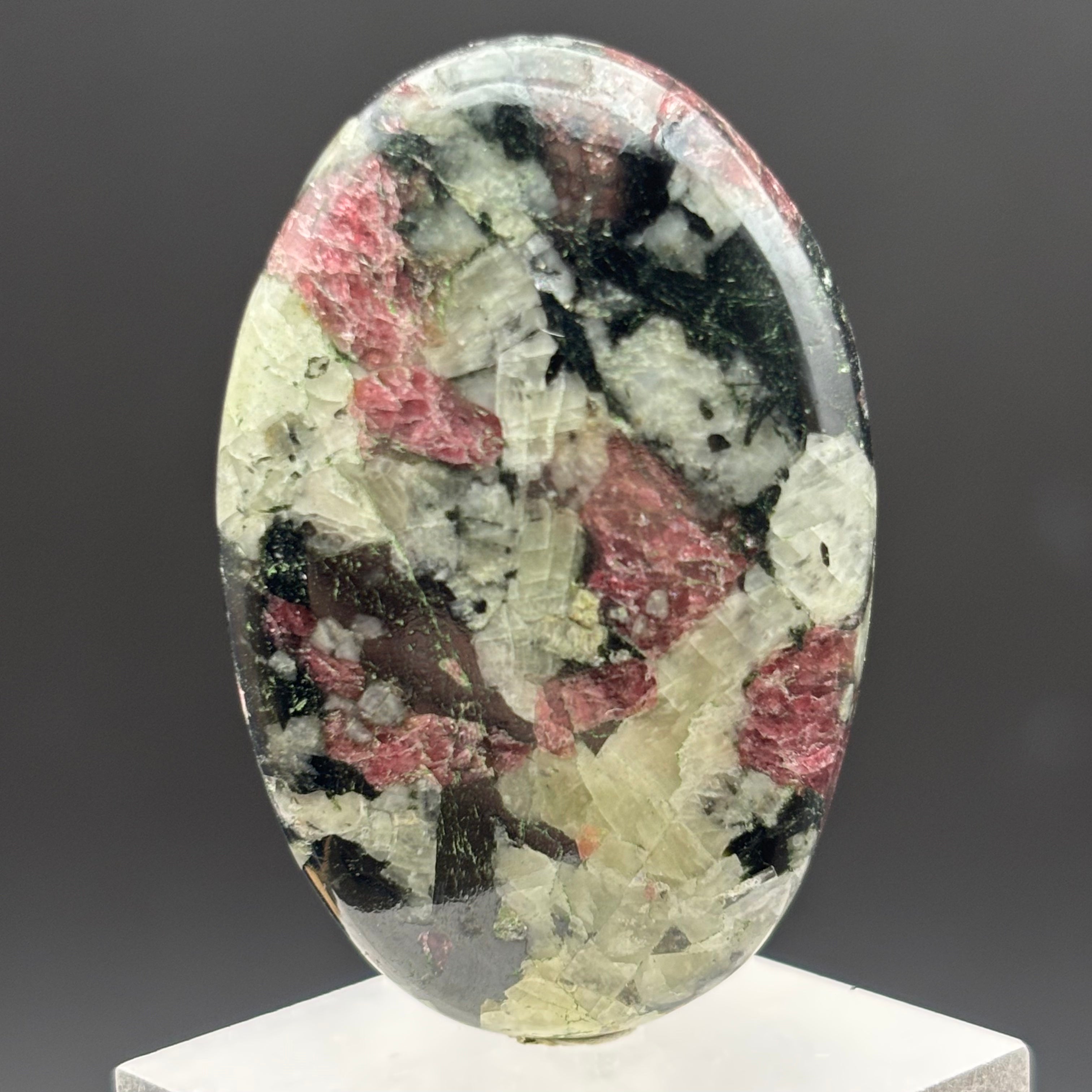 Eudialyte Cabochon - 038