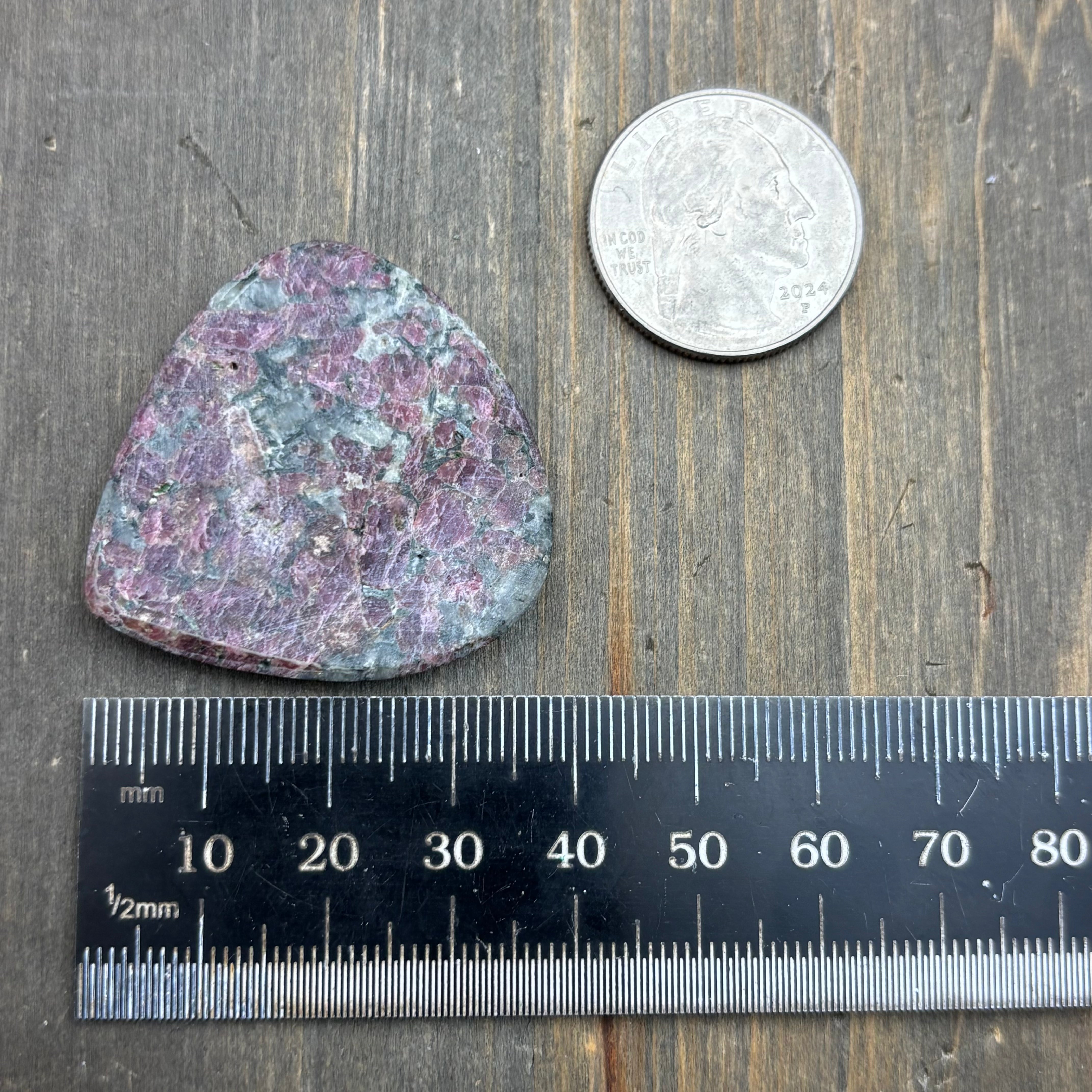 Eudialyte Cabochon - 040